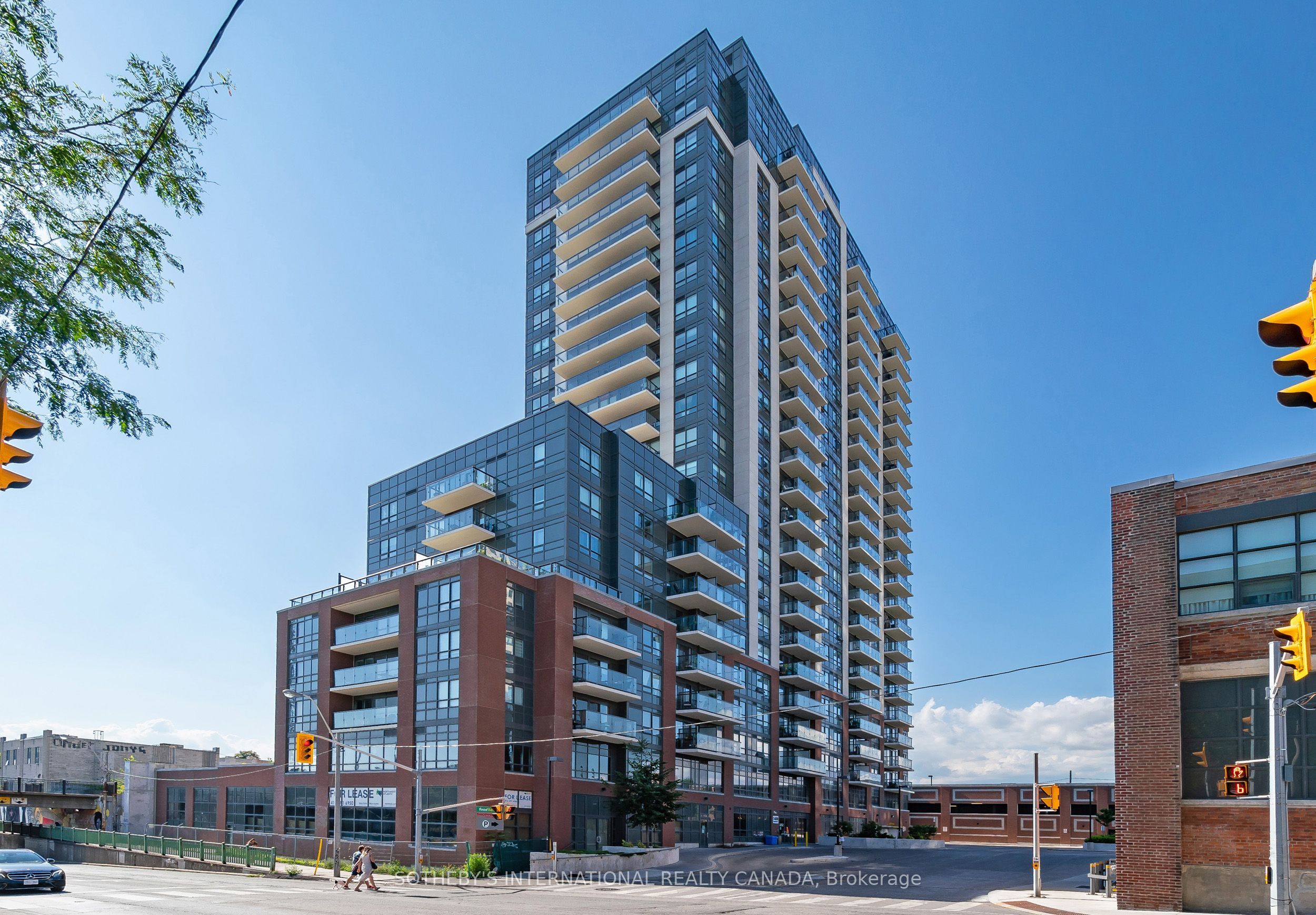 1420 Dupont Street 506