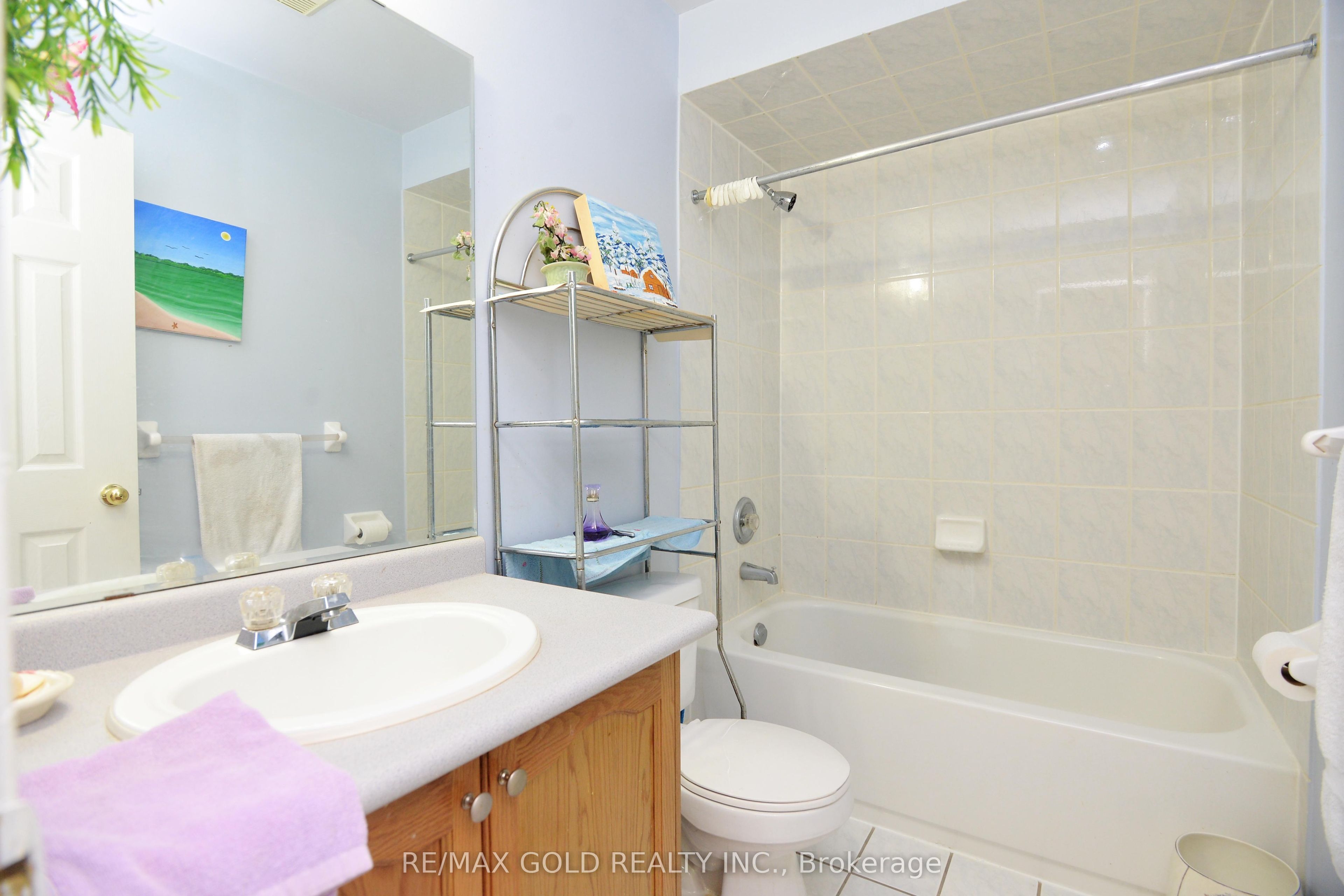 5974 Tenth Line Property Photo 34