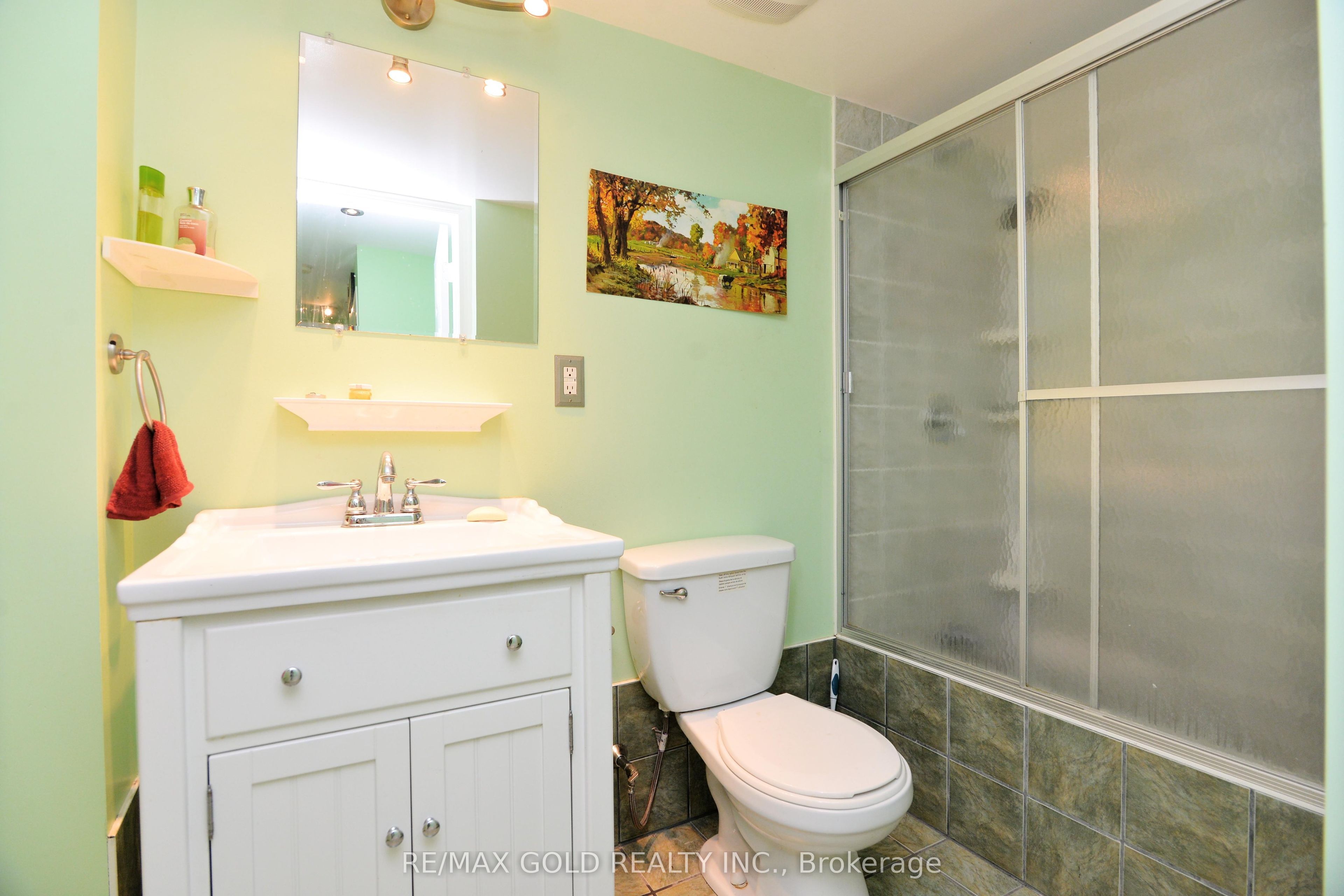 5974 Tenth Line Property Photo 39