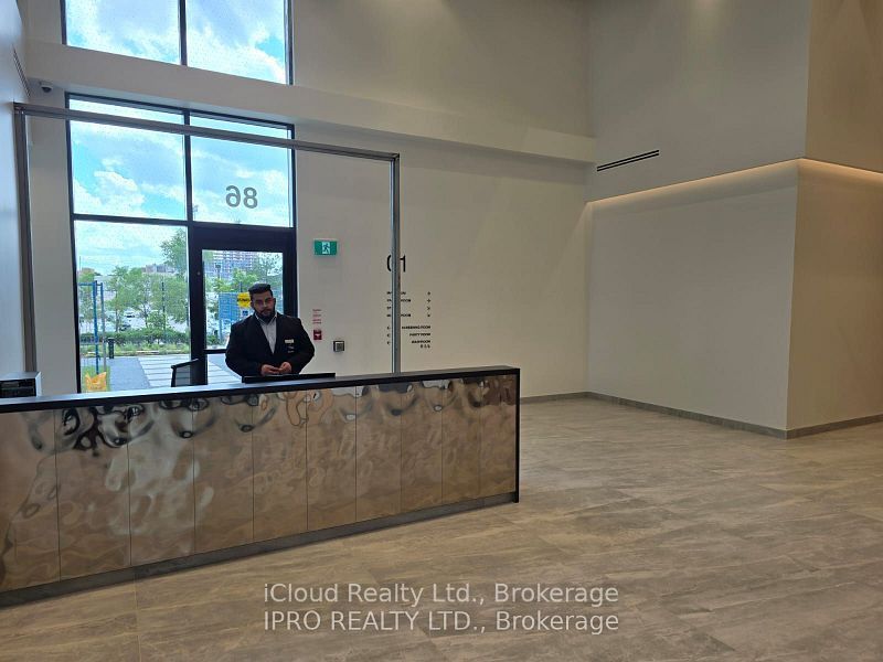 86 Dundas Street 903 Property Photo 2