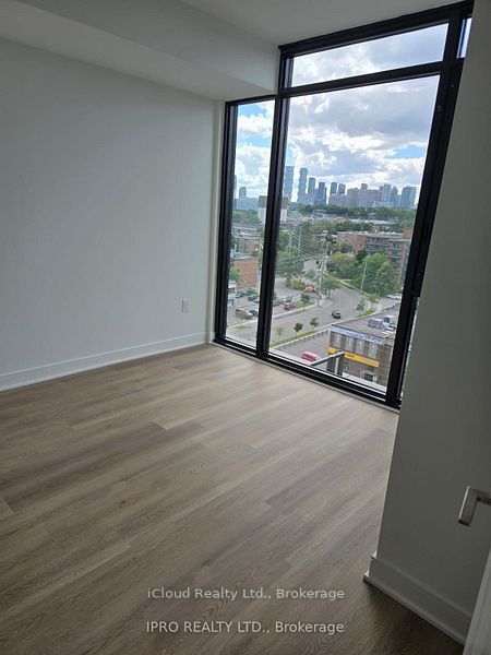 86 Dundas Street 903 Property Photo 7
