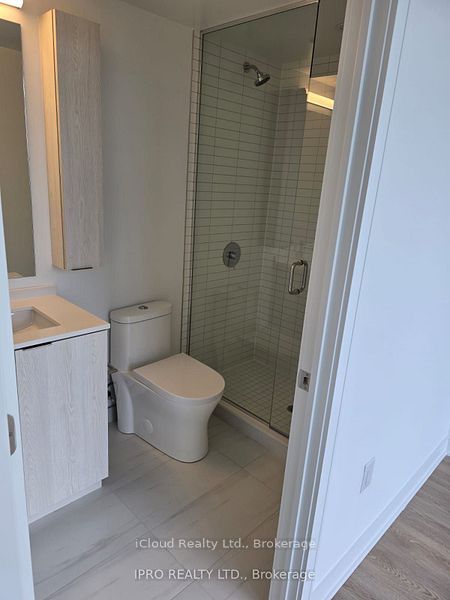 86 Dundas Street 903 Property Photo 10