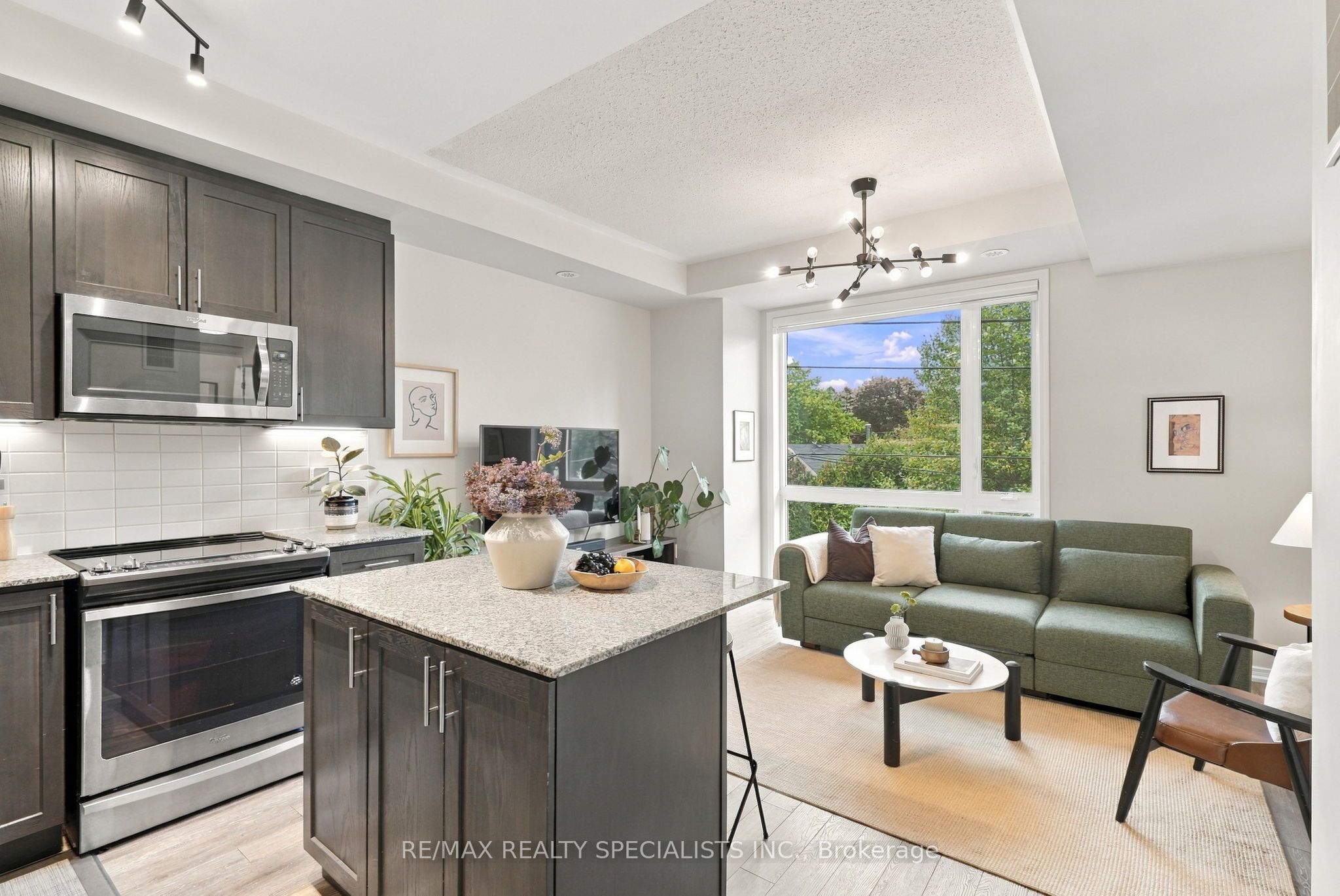 24 Fieldway Road 5 Property Photo 10