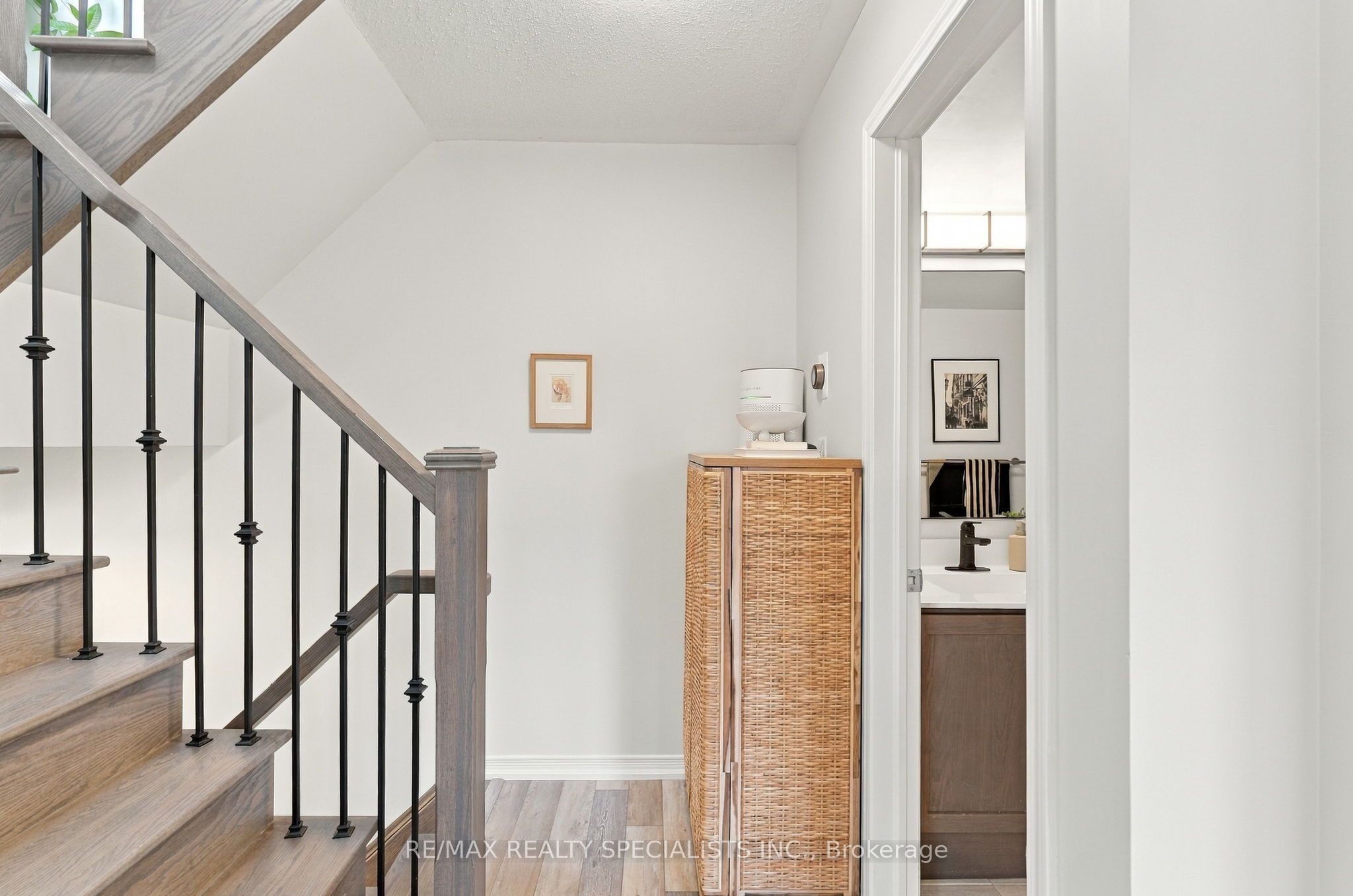 24 Fieldway Road 5 Property Photo 22