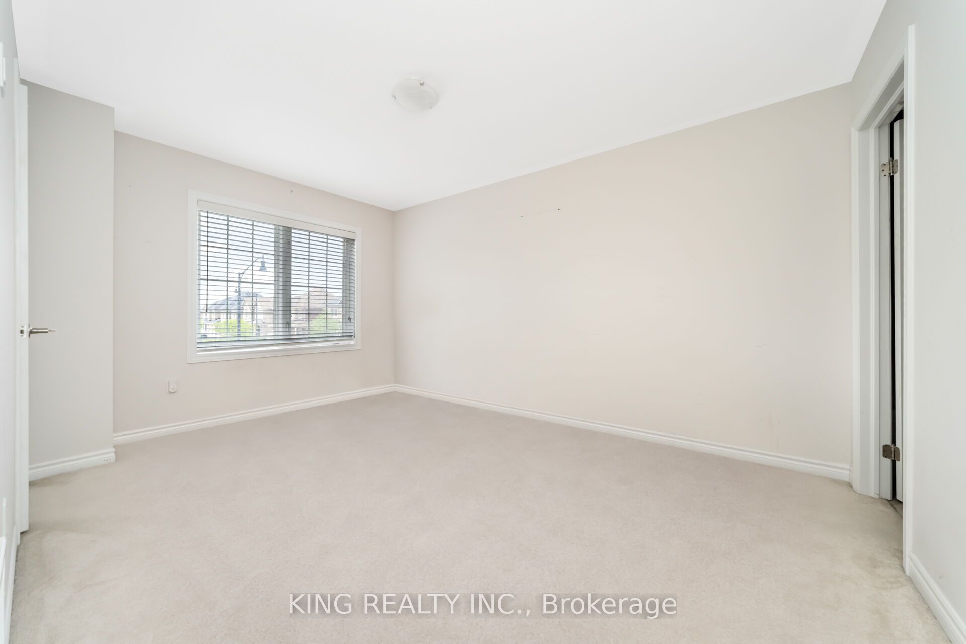 11 Malpass Street Property Photo 25