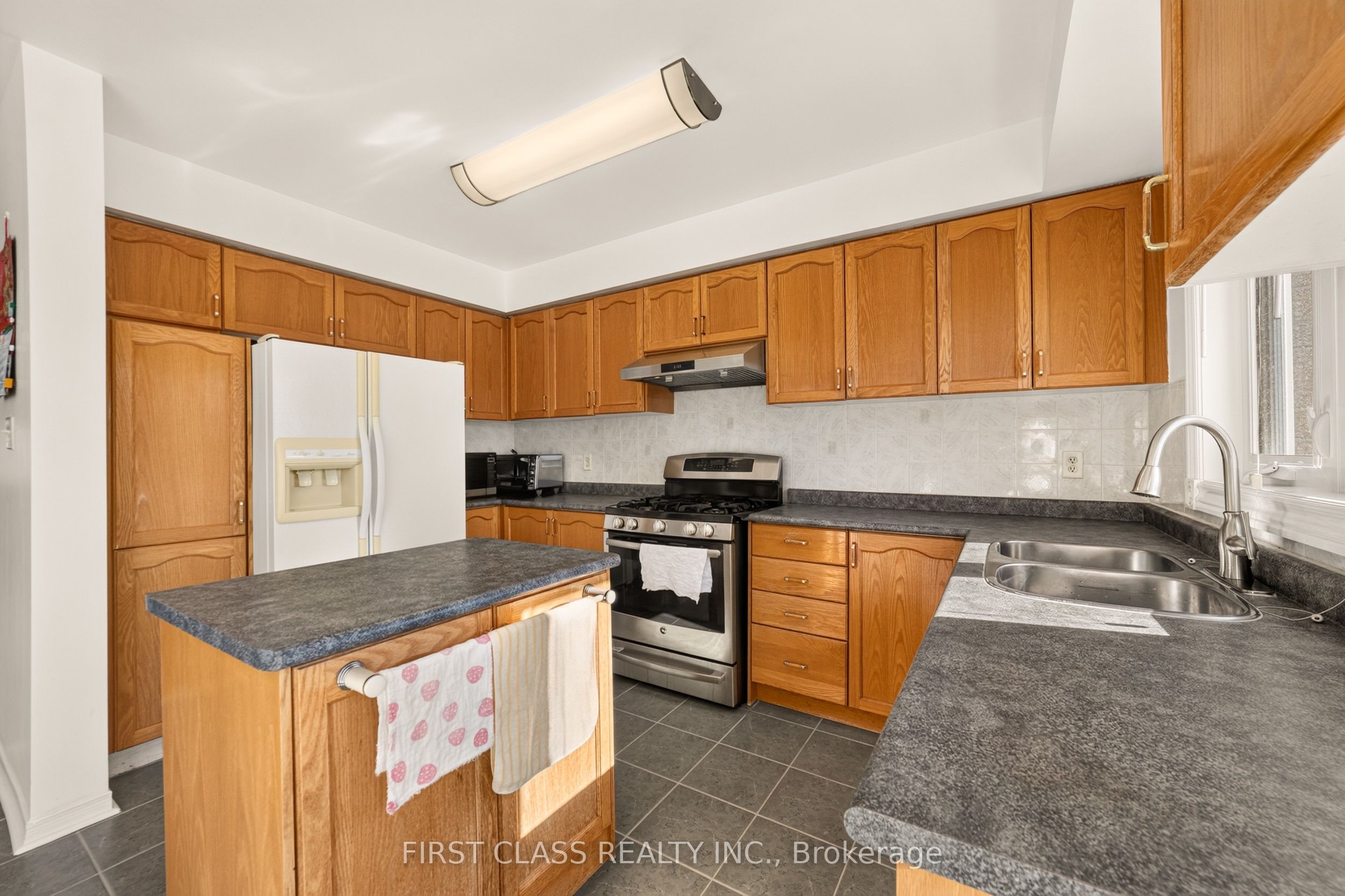 38 Pacific Wind Crescent Property Photo 17