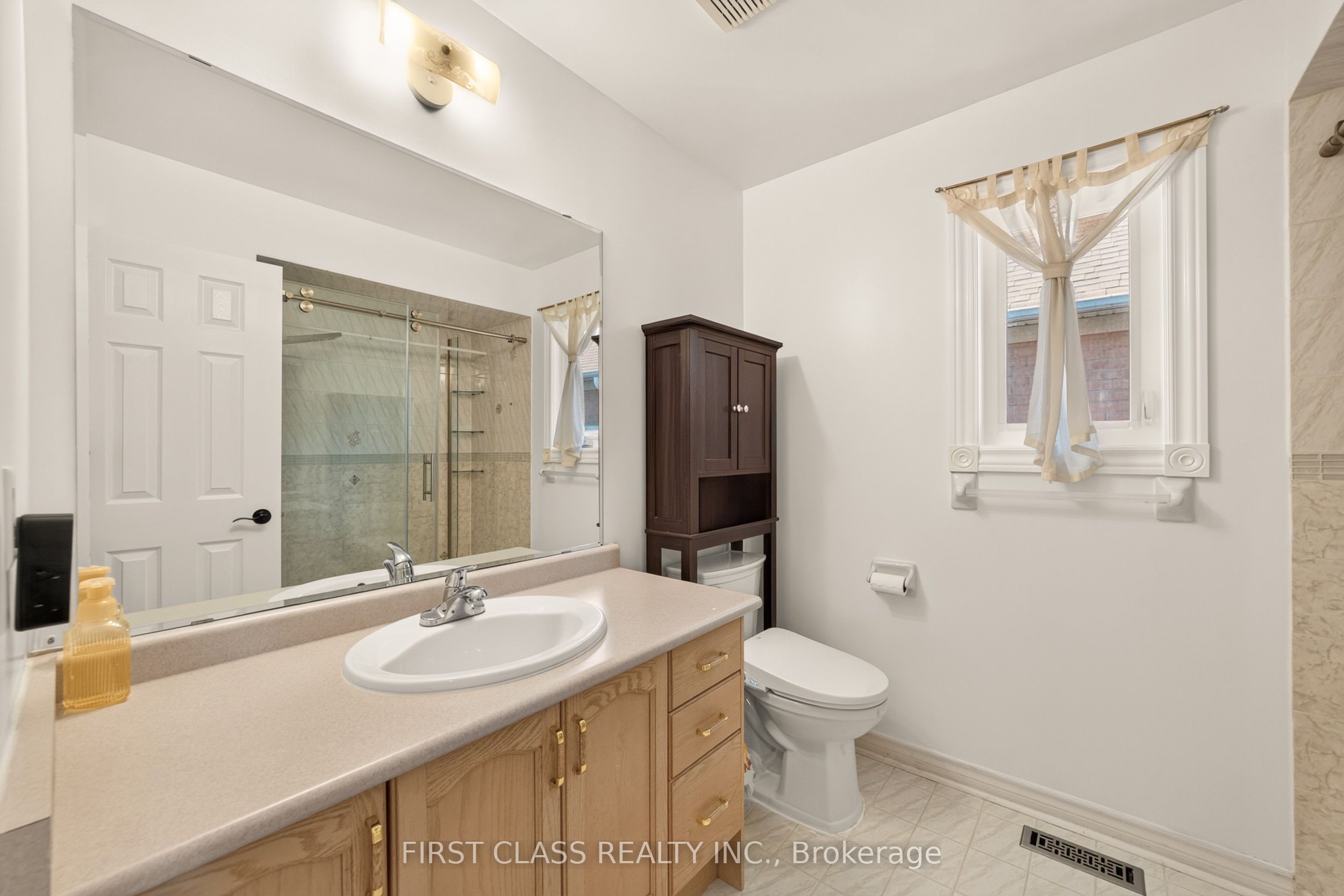 38 Pacific Wind Crescent Property Photo 28