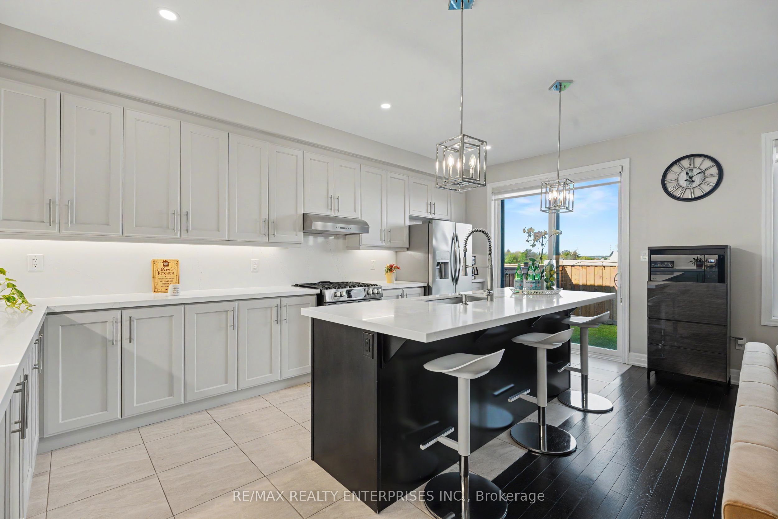 763 Aspen Terrace Property Photo 13