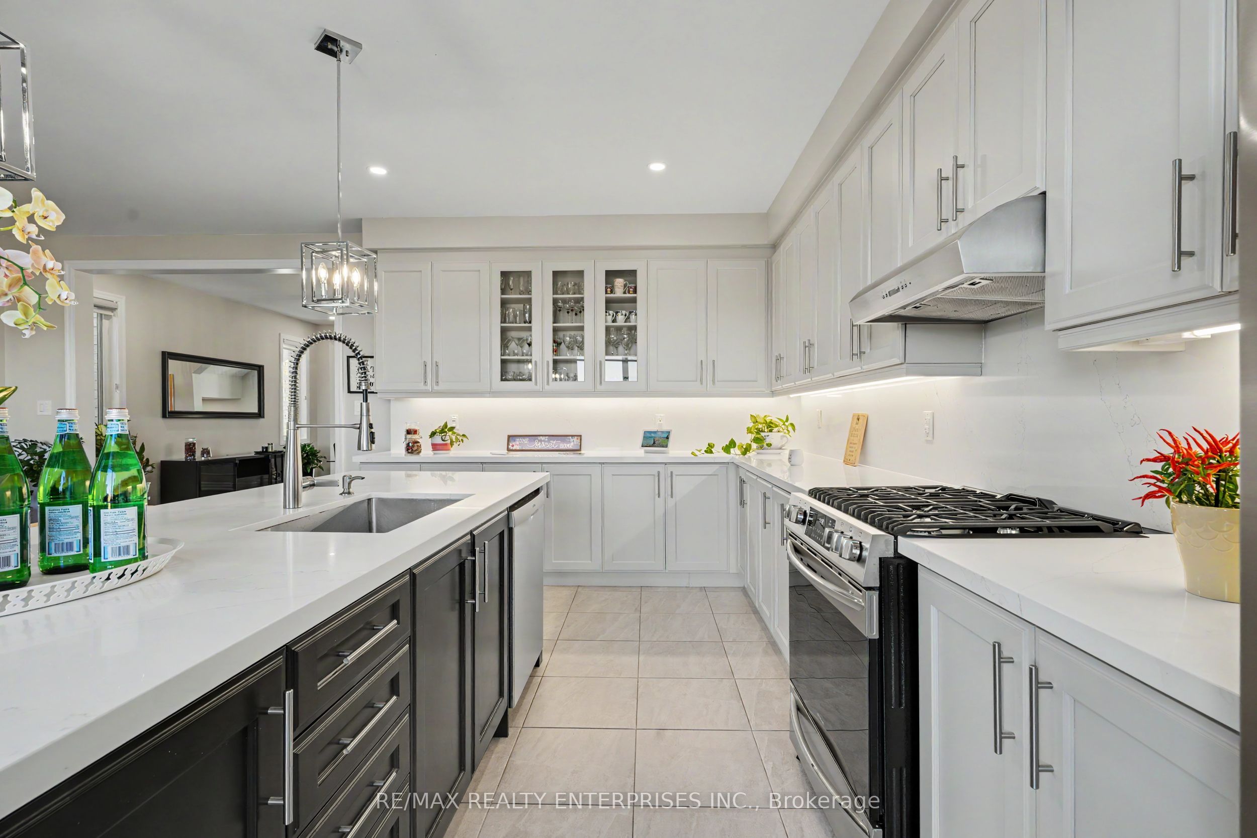 763 Aspen Terrace Property Photo 15