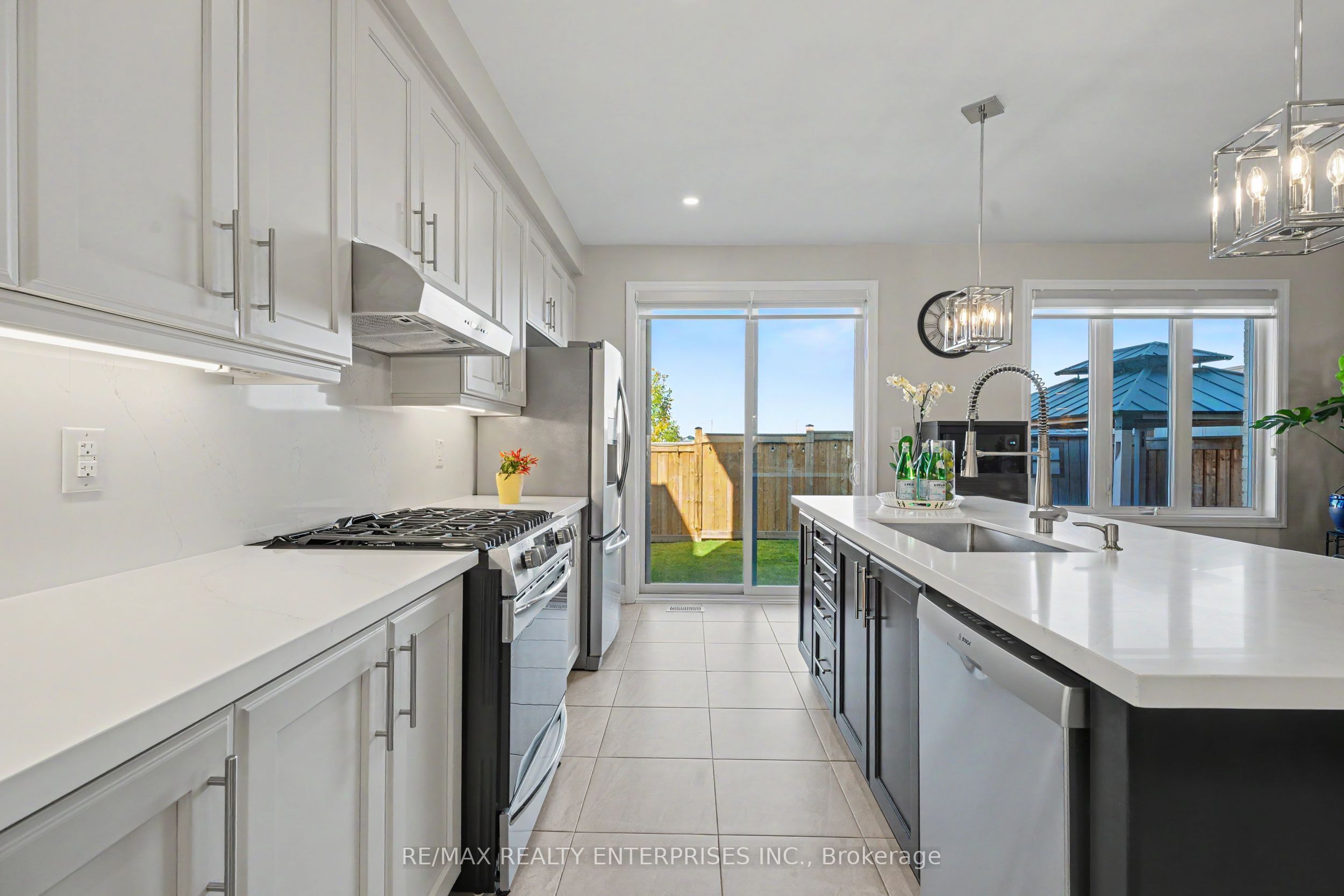 763 Aspen Terrace Property Photo 17