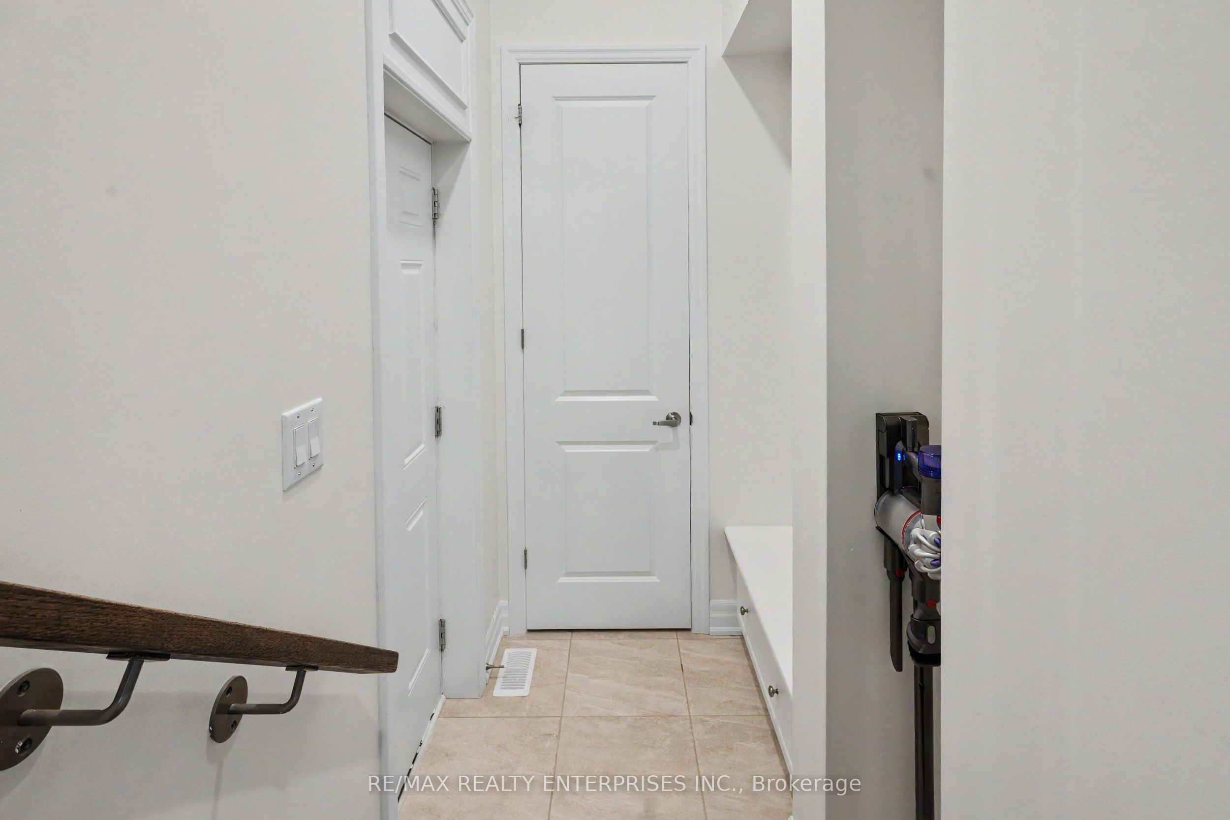 763 Aspen Terrace Property Photo 18