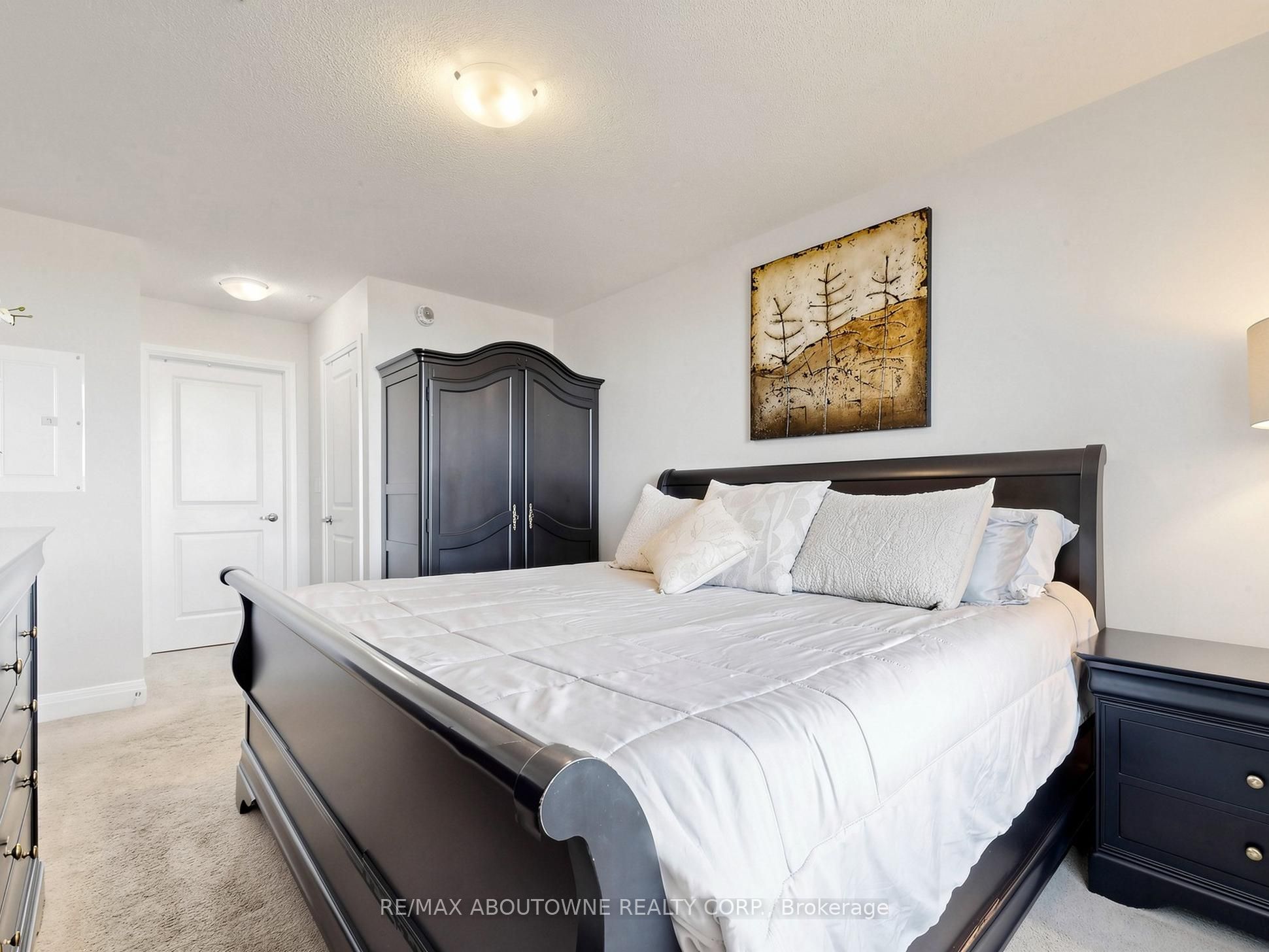 630 Sauve Street 418 Property Photo 18