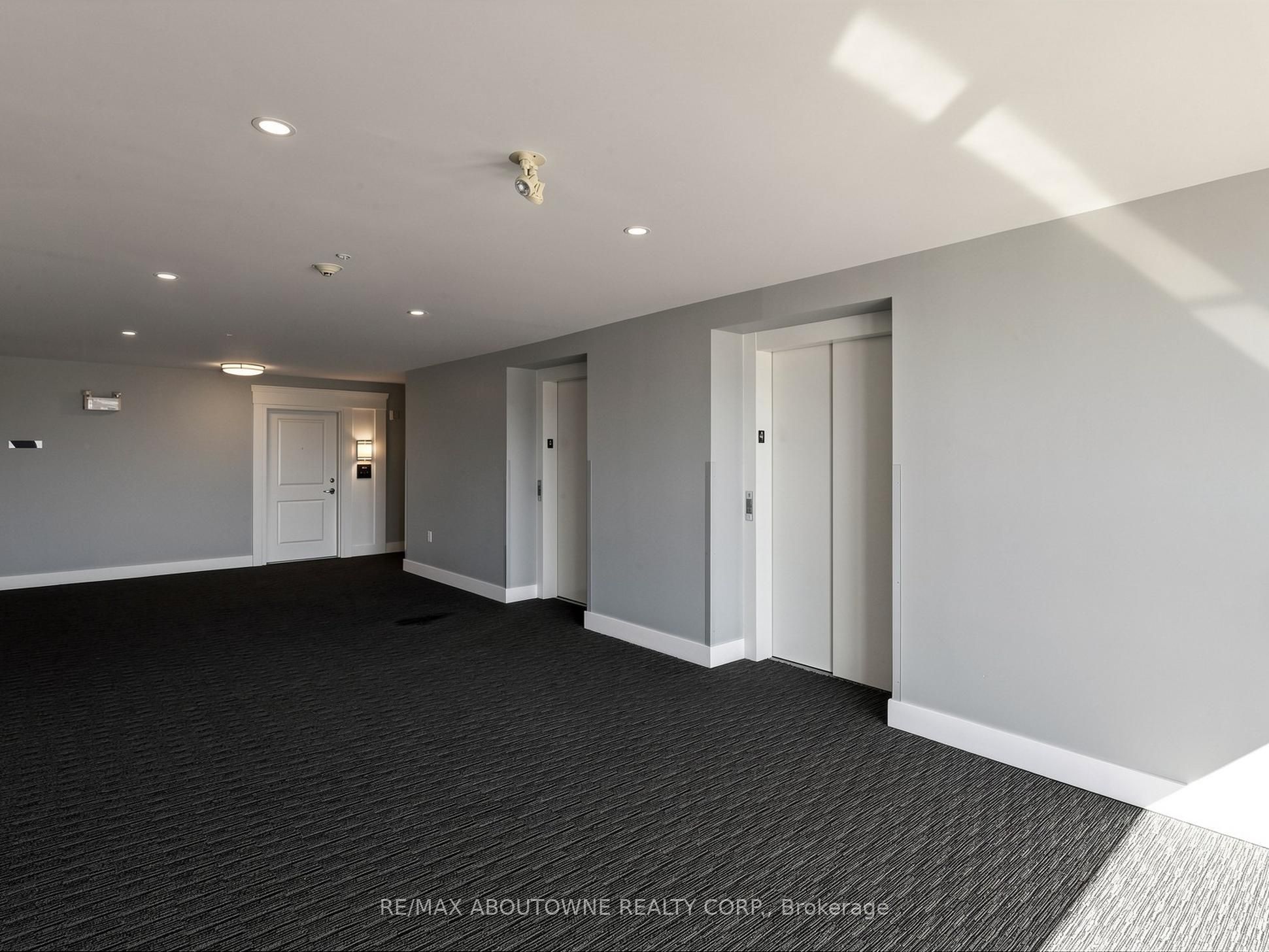 630 Sauve Street 418 Property Photo 37