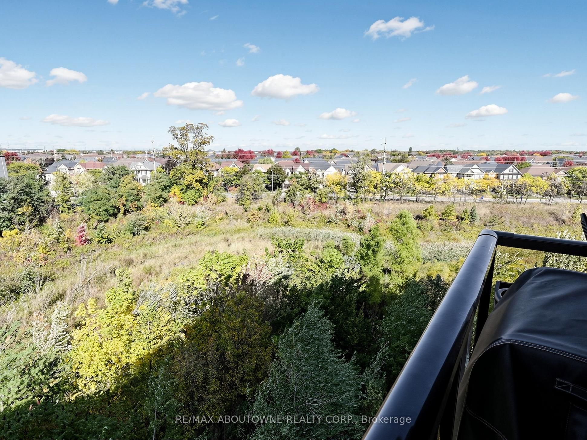 630 Sauve Street 418 Property Photo 39