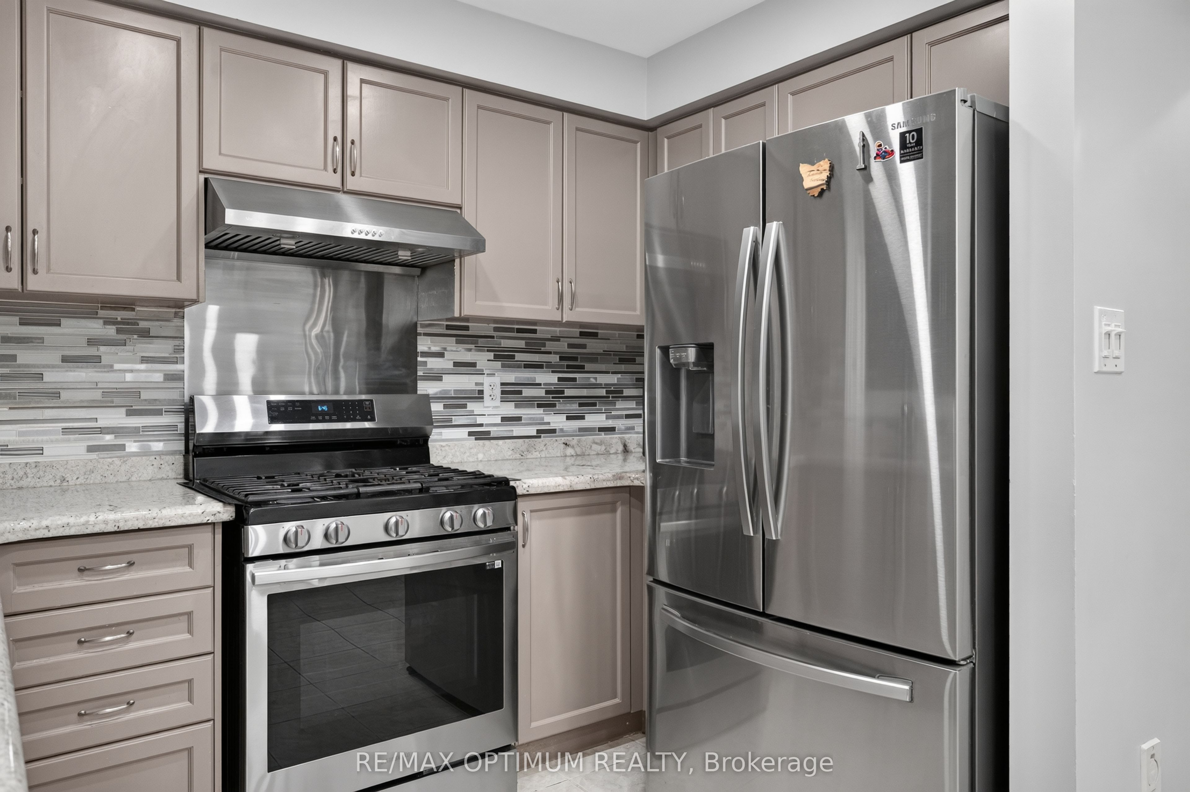 120 Zia Dodda Crescent Property Photo 17