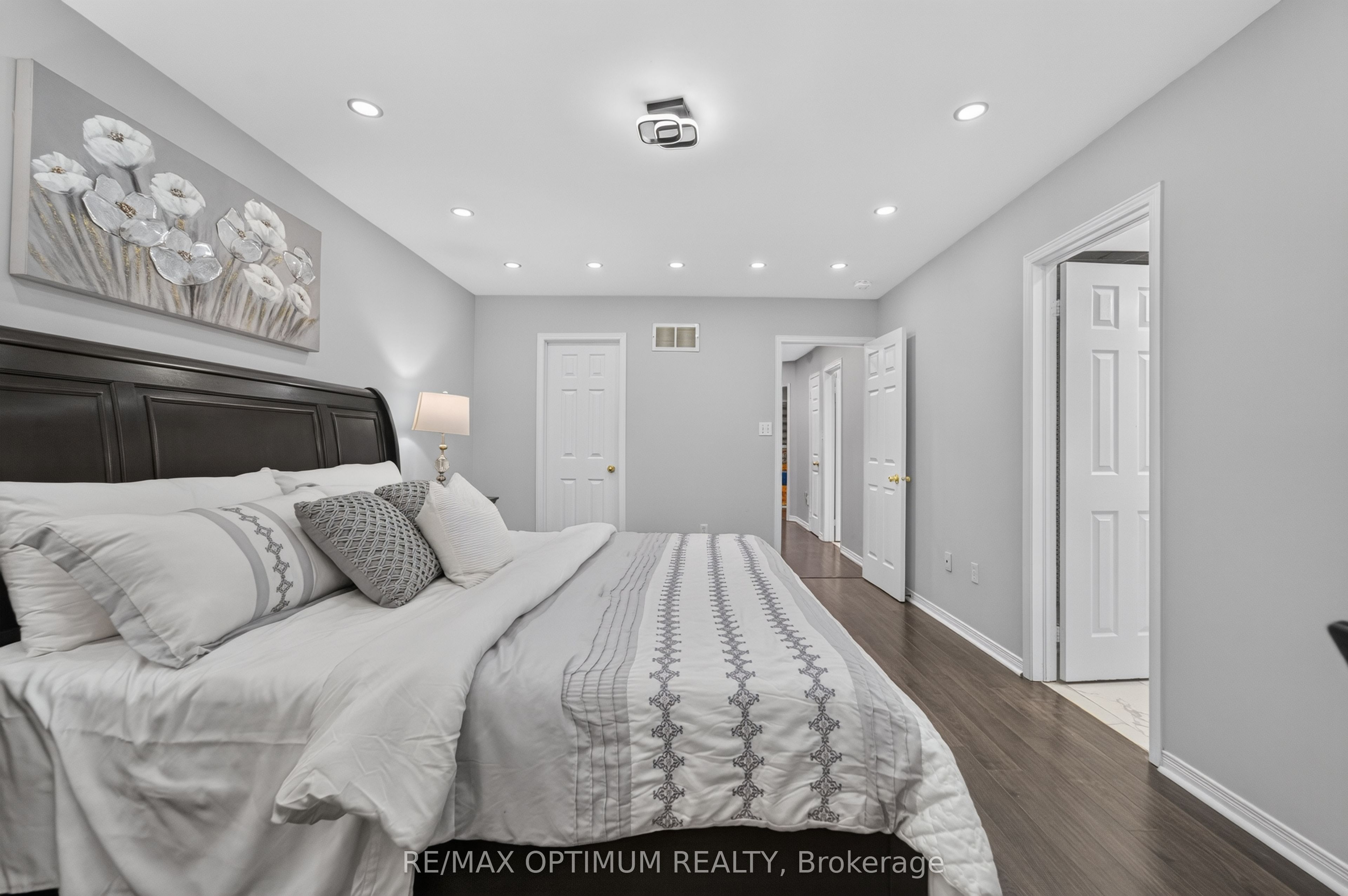 120 Zia Dodda Crescent Property Photo 24
