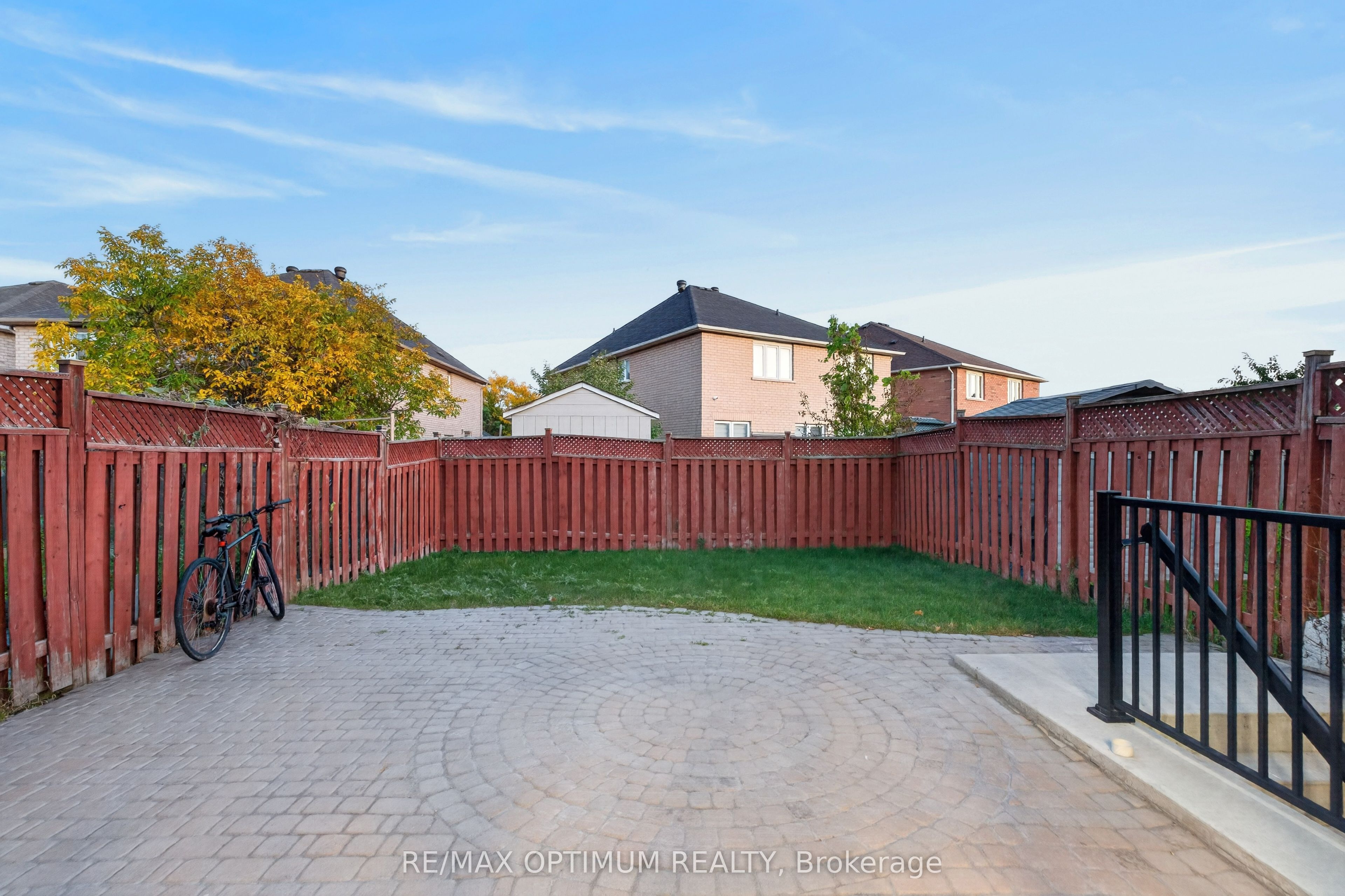 120 Zia Dodda Crescent Property Photo 43