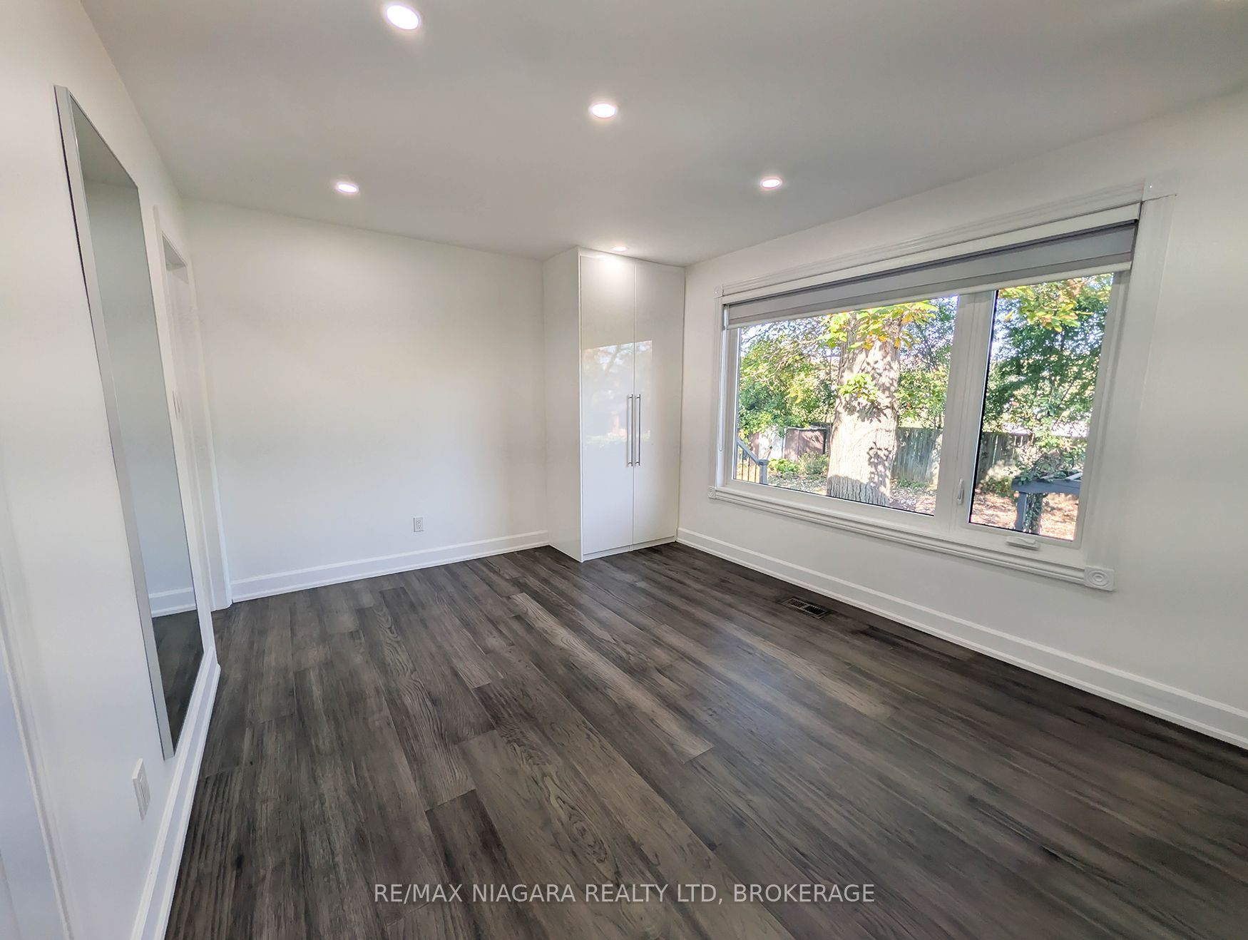 2474 Bridge Road Property Photo 13