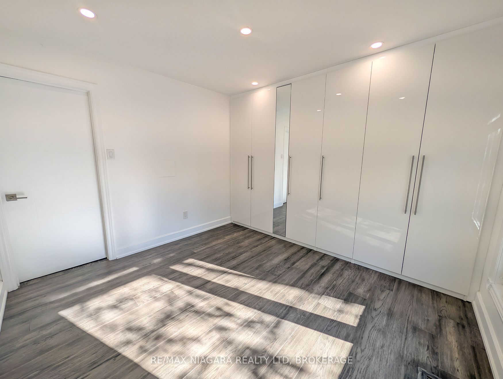 2474 Bridge Road Property Photo 16