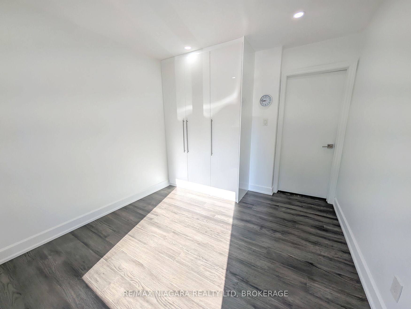 2474 Bridge Road Property Photo 23