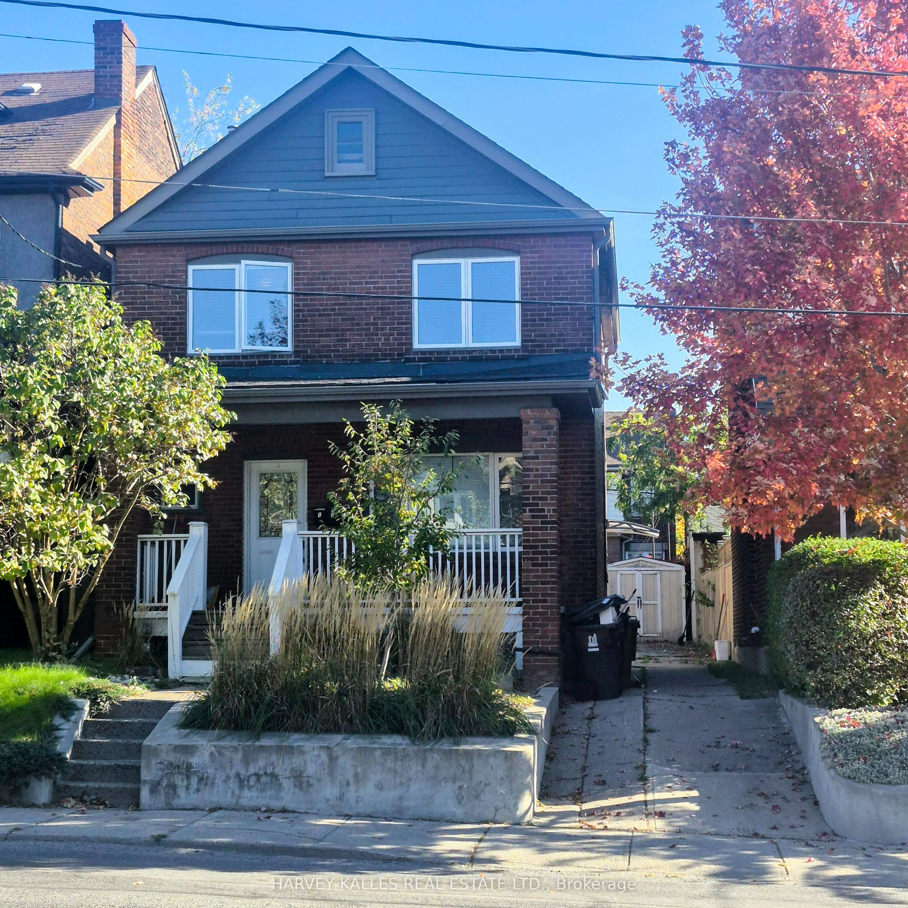 1575 Dufferin Street Lower Property Photo 2