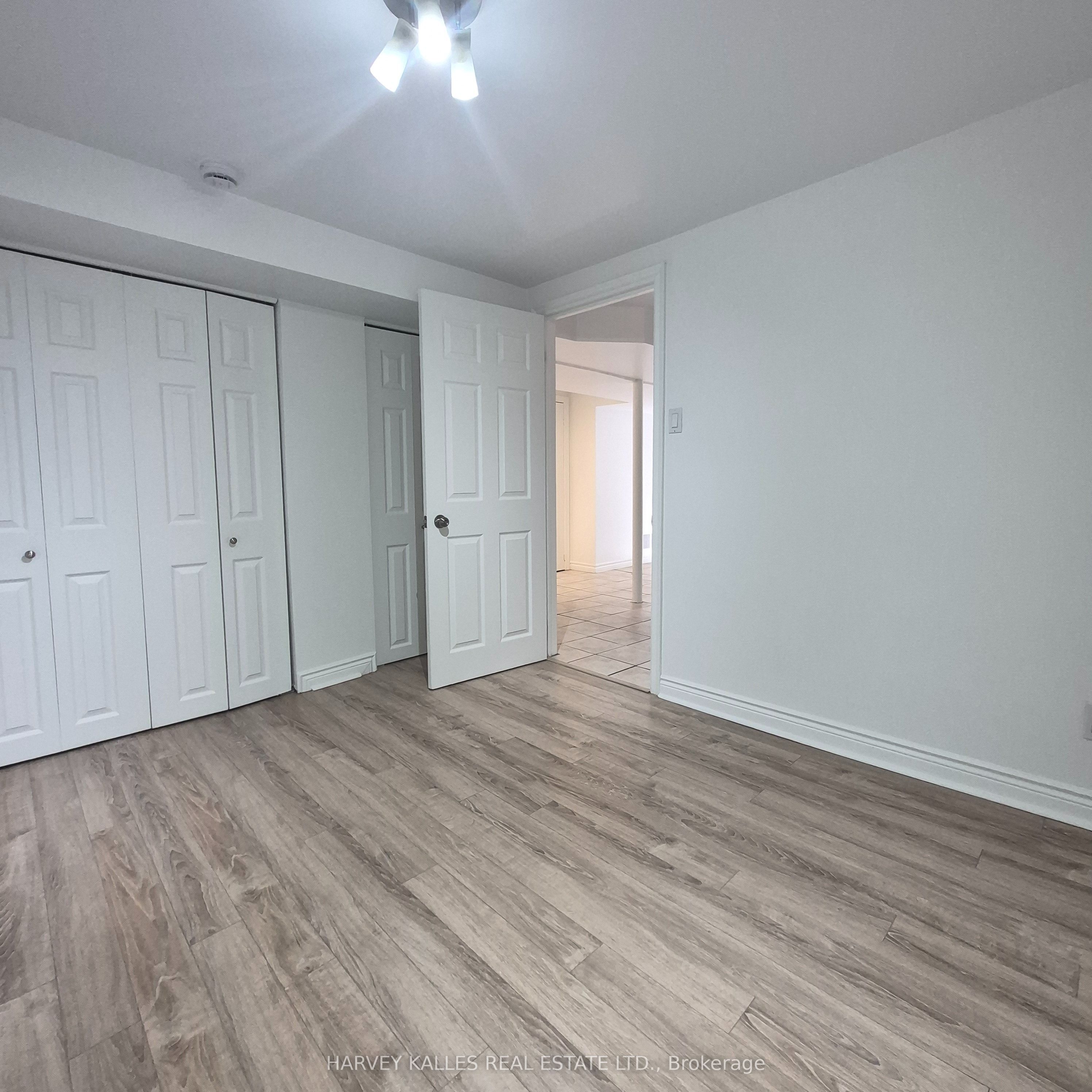 1575 Dufferin Street Lower Property Photo 10