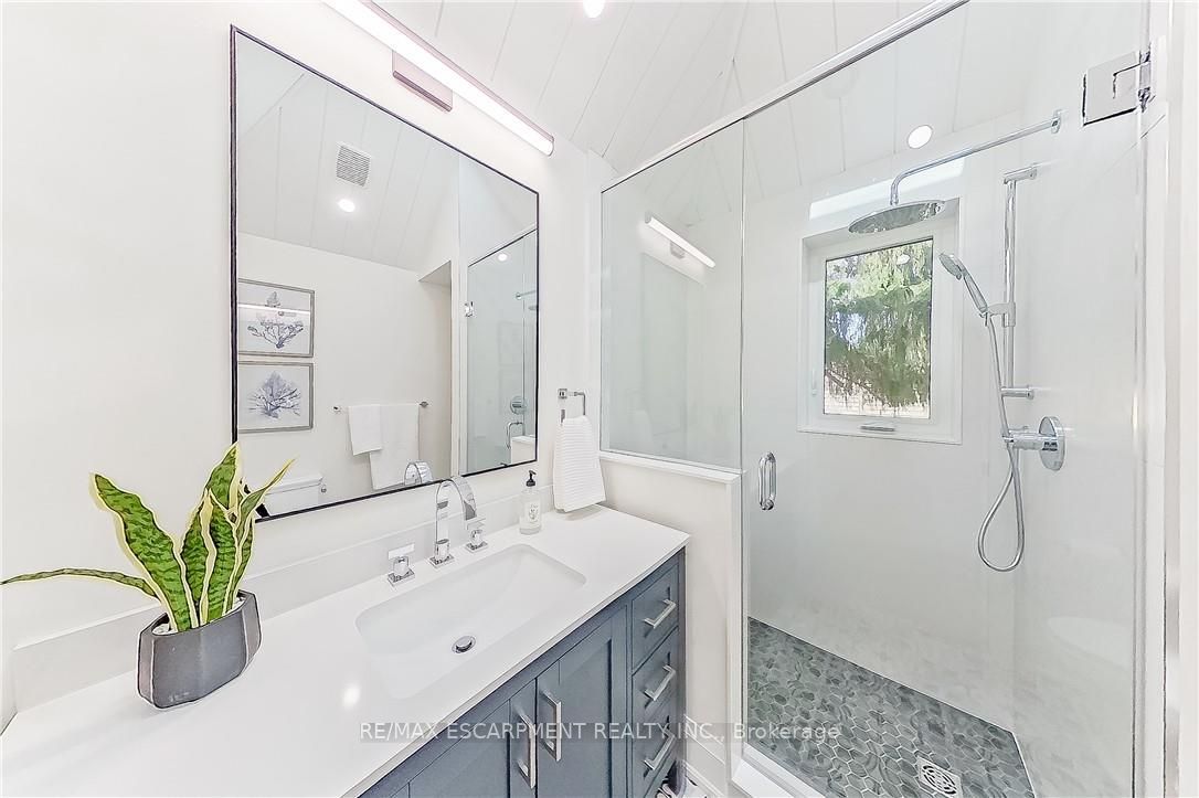 869 Condor Drive Property Photo 17