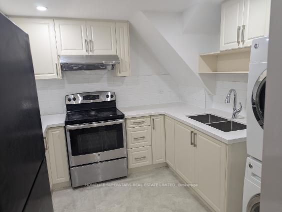26 Glenmore Crescent Basement Apartment Property Photo 5
