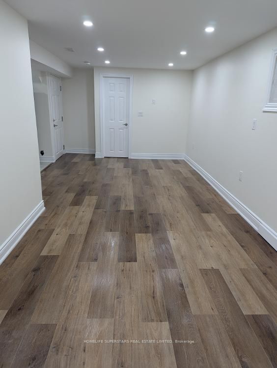 26 Glenmore Crescent Basement Apartment Property Photo 24