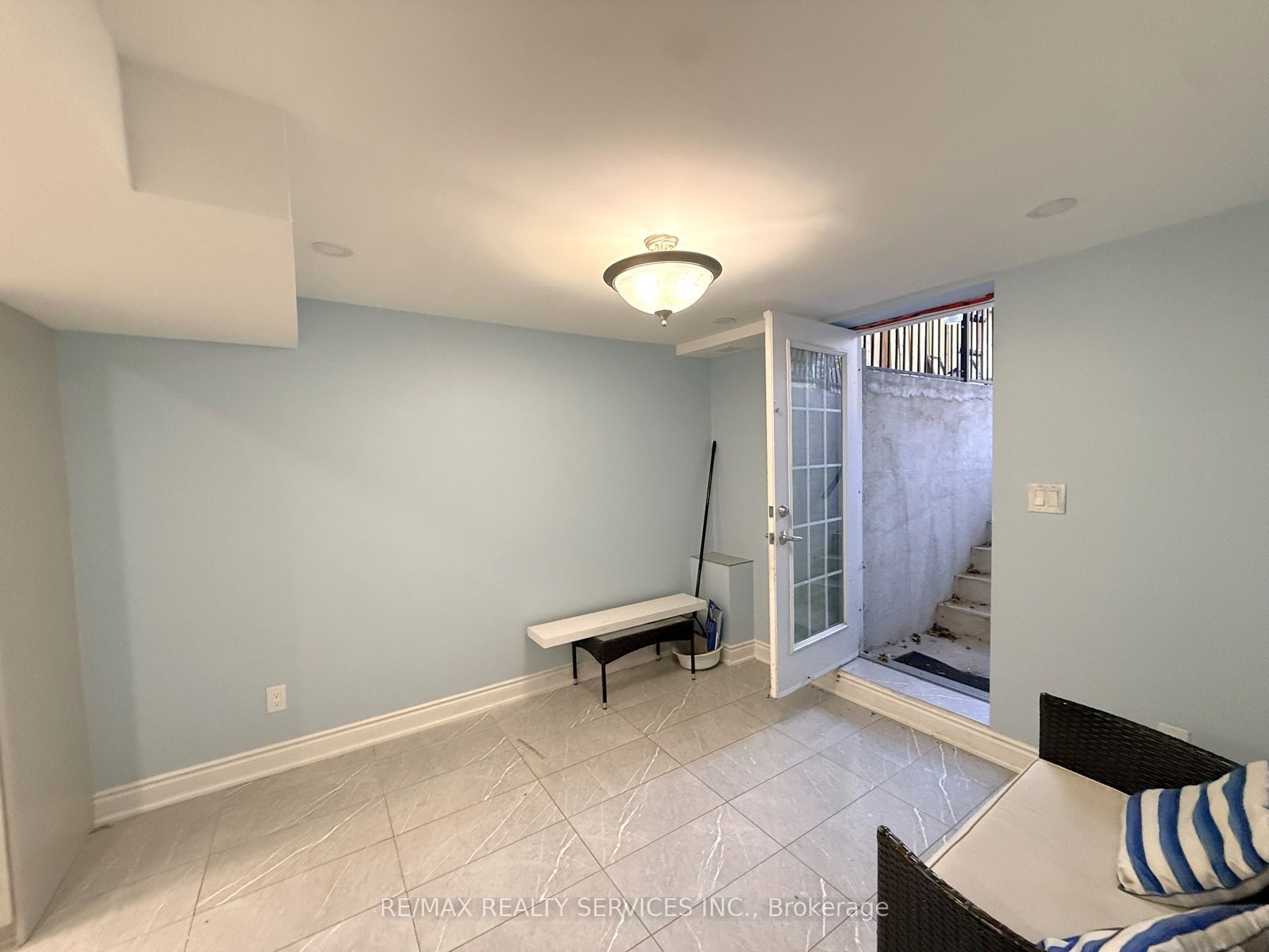 136 Nahani Way Basement Property Photo 2