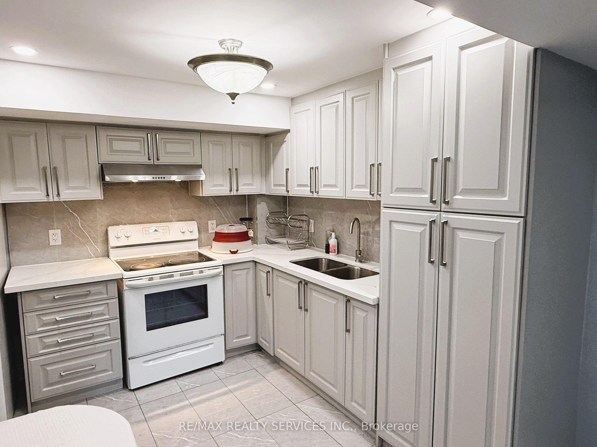 136 Nahani Way Basement Property Photo 4