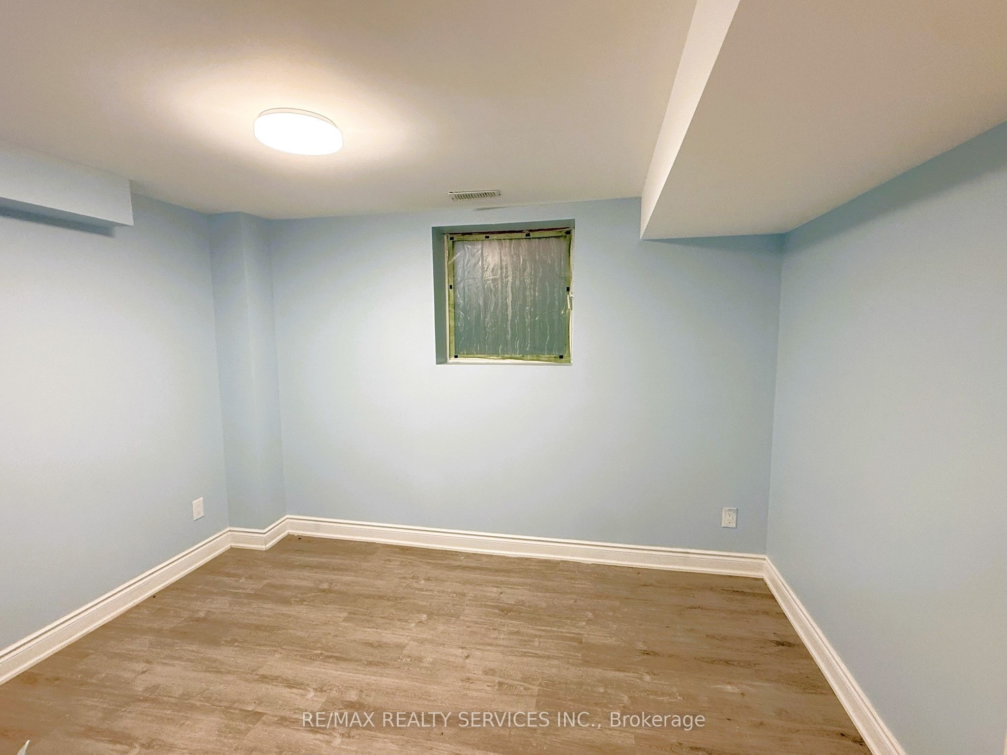 136 Nahani Way Basement Property Photo 8