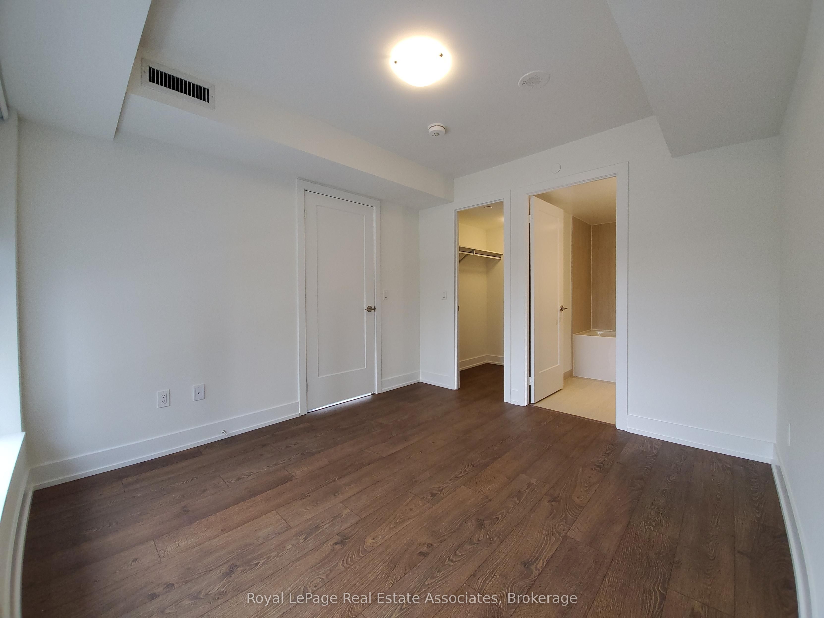 5 Mabelle Avenue 335 Property Photo 4