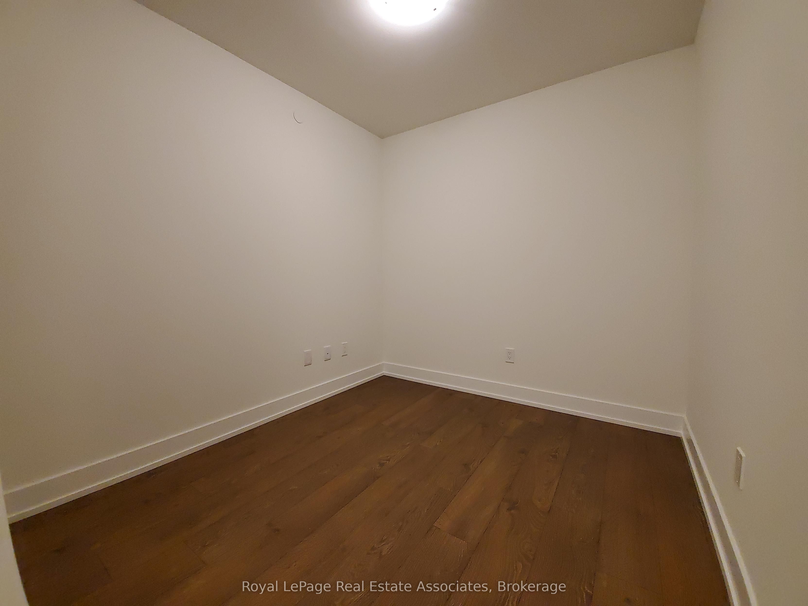 5 Mabelle Avenue 335 Property Photo 8