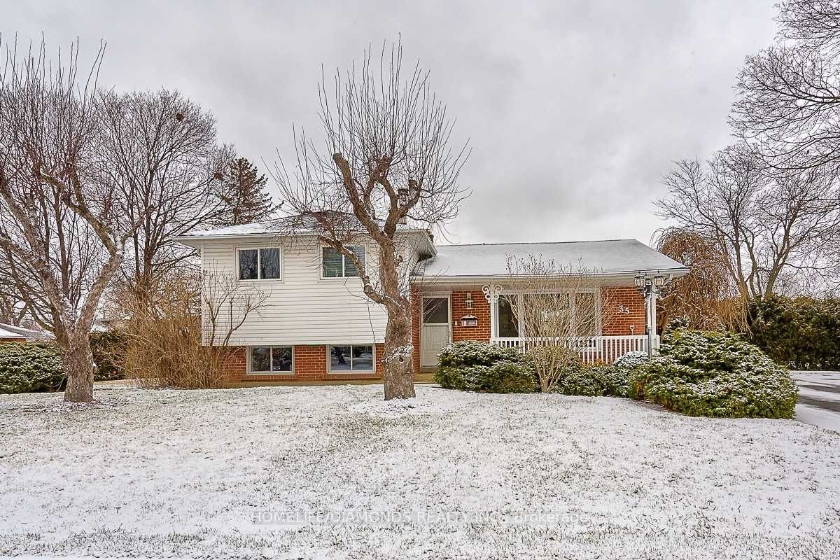 35 Edenborough Drive Property Photo 2