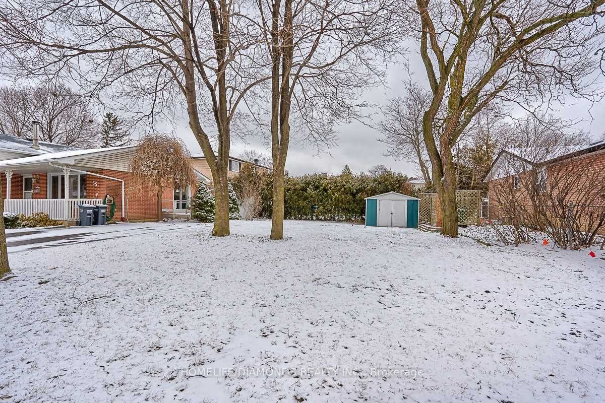 35 Edenborough Drive Property Photo 5