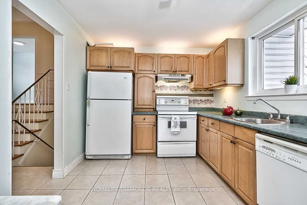 35 Edenborough Drive Property Photo 11