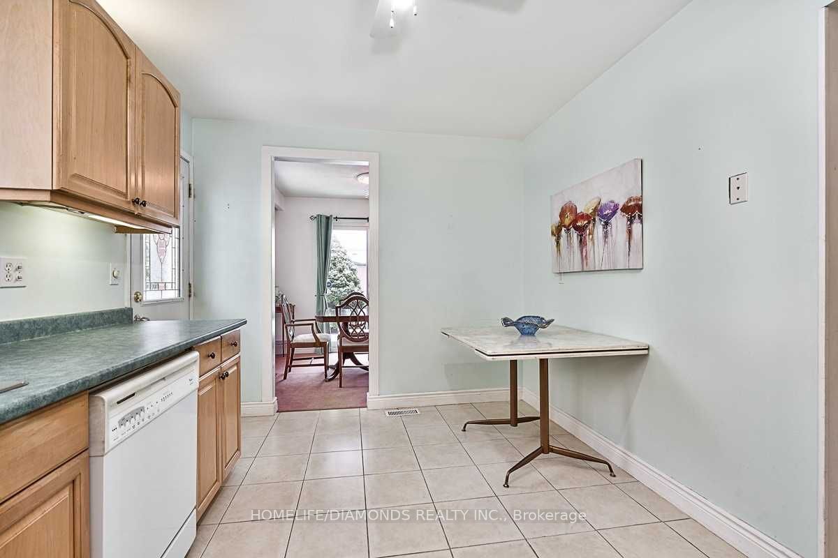 35 Edenborough Drive Property Photo 13