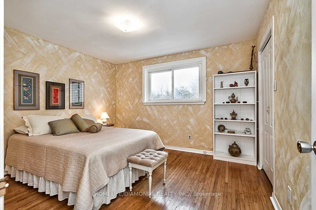 35 Edenborough Drive Property Photo 14