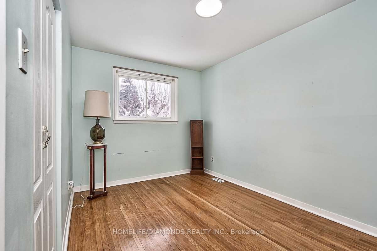 35 Edenborough Drive Property Photo 16