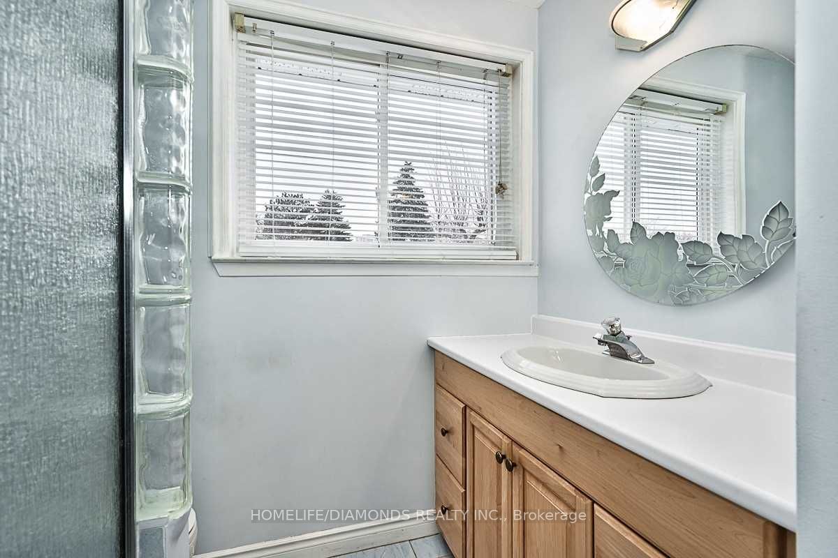 35 Edenborough Drive Property Photo 18
