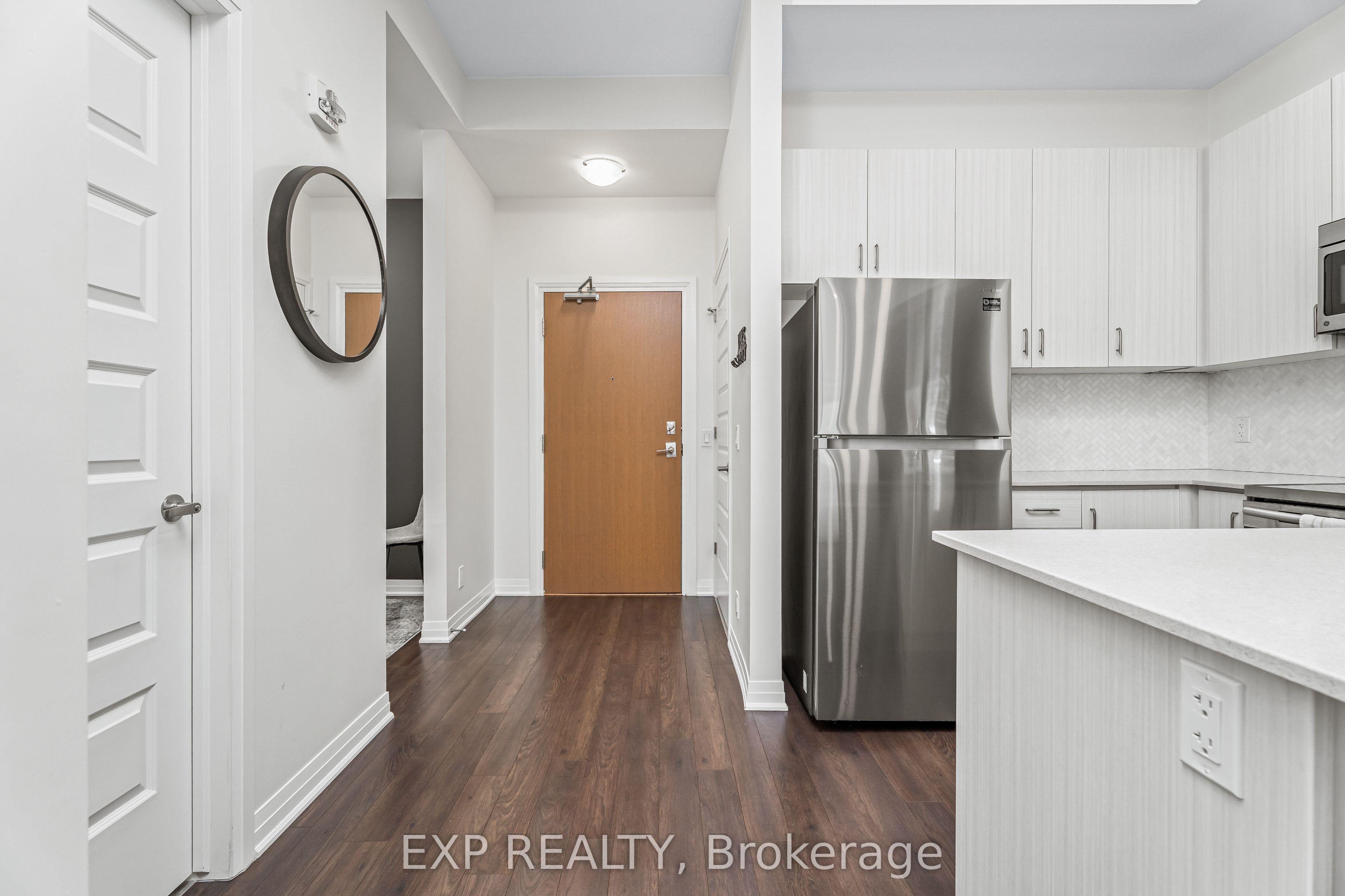 1105 Leger Way 627 Property Photo 4