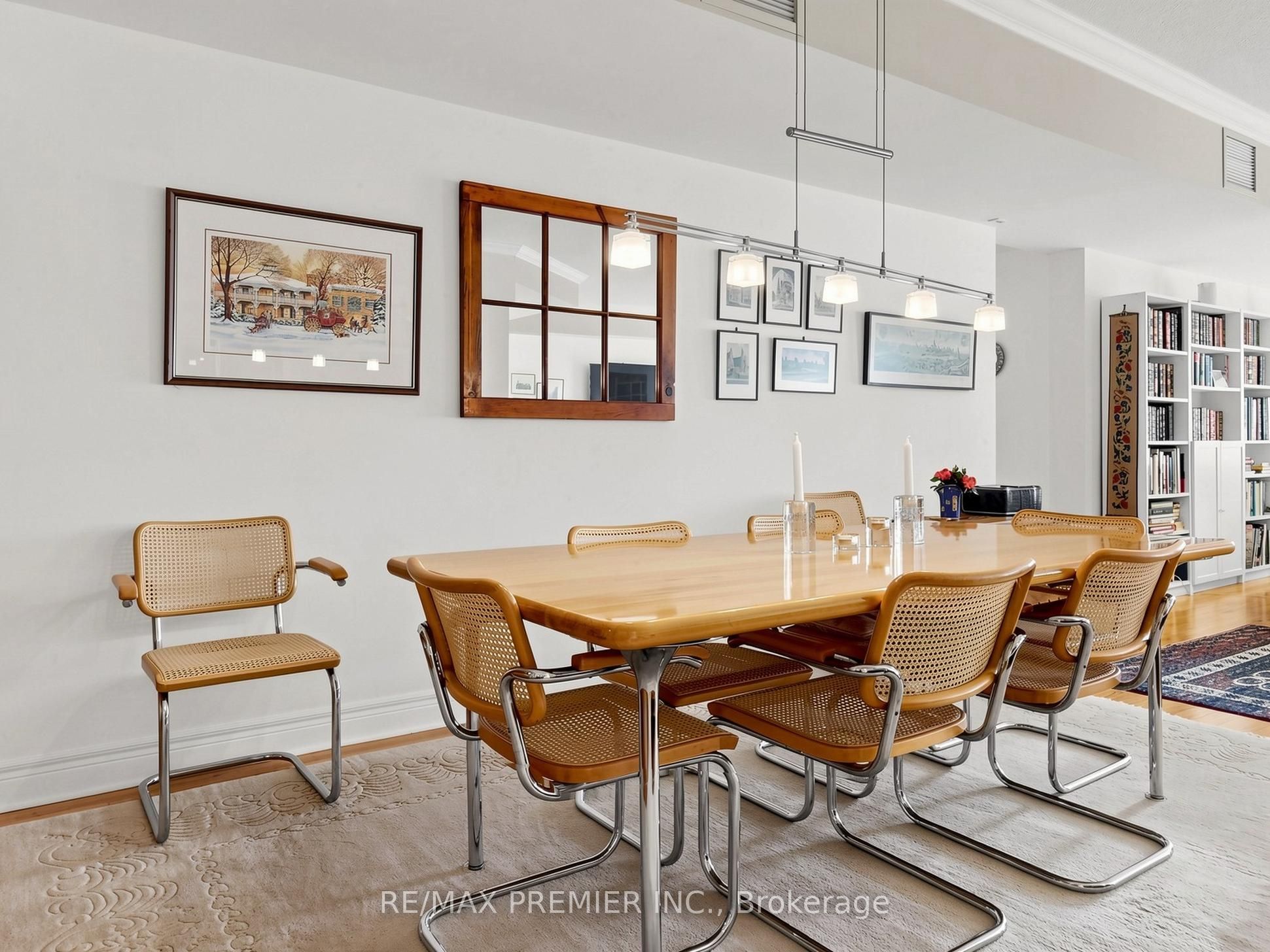 30 Anglesey Boulevard #301 Property Photo 12