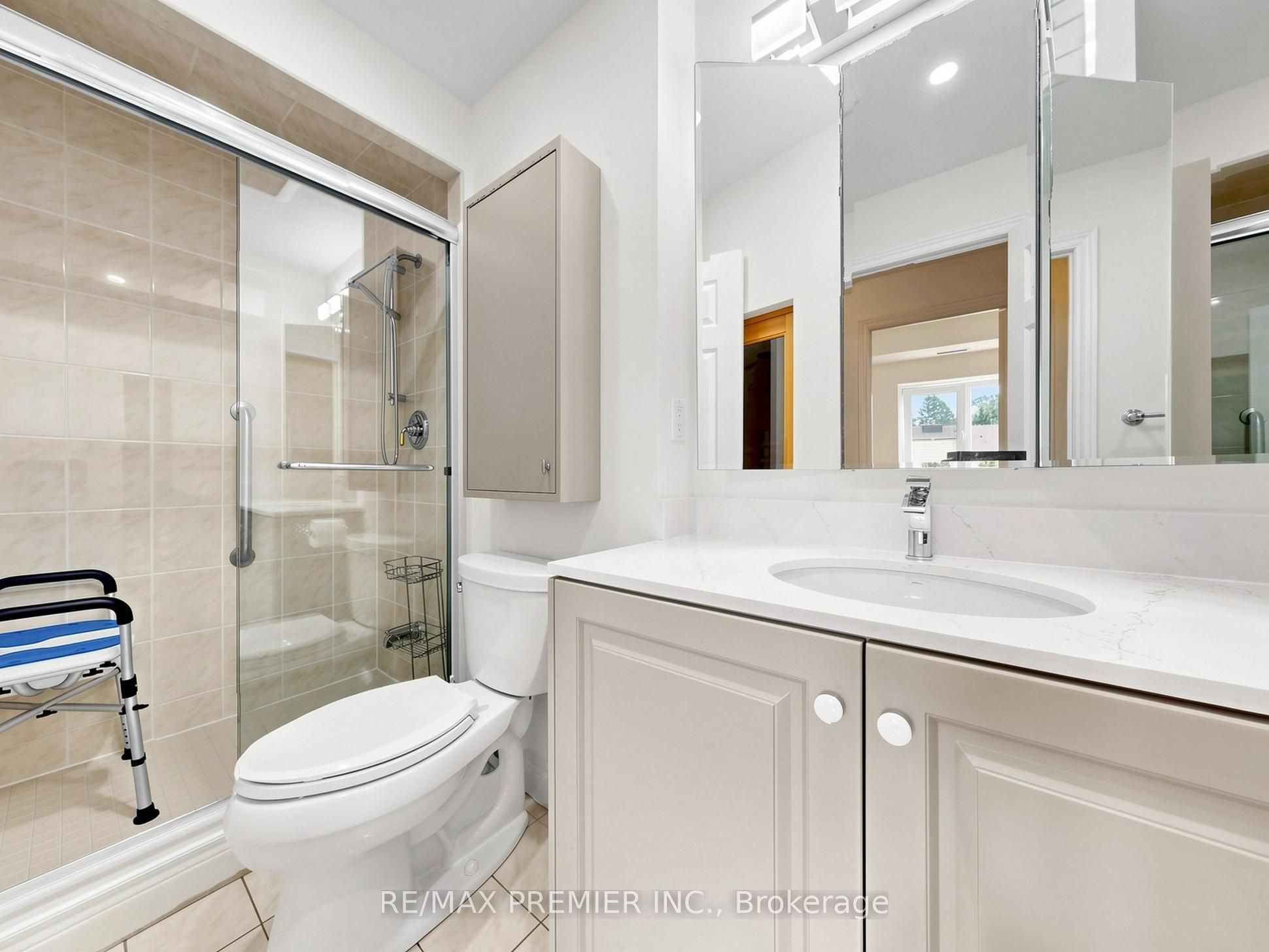 30 Anglesey Boulevard #301 Property Photo 19
