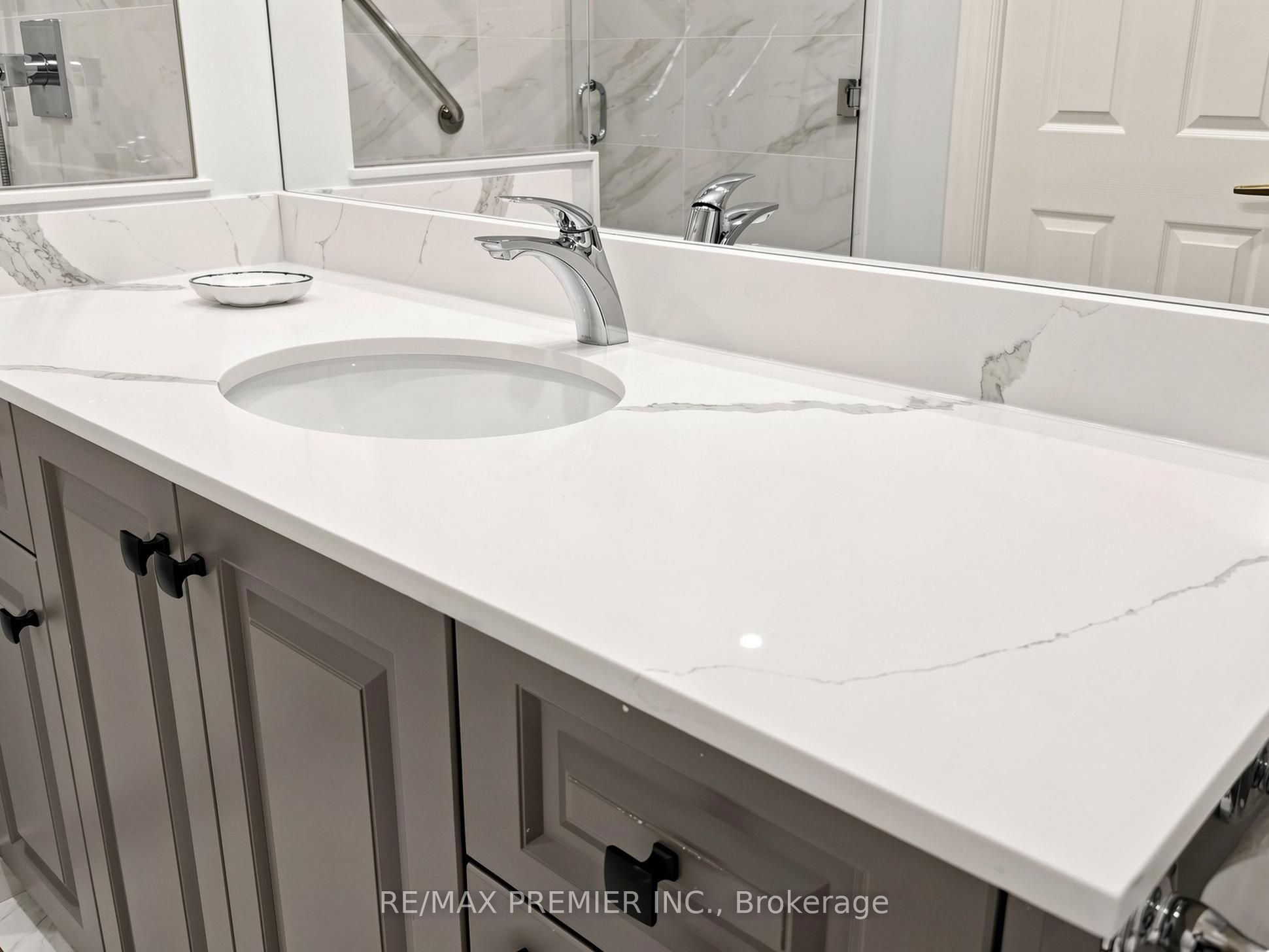 30 Anglesey Boulevard #301 Property Photo 28