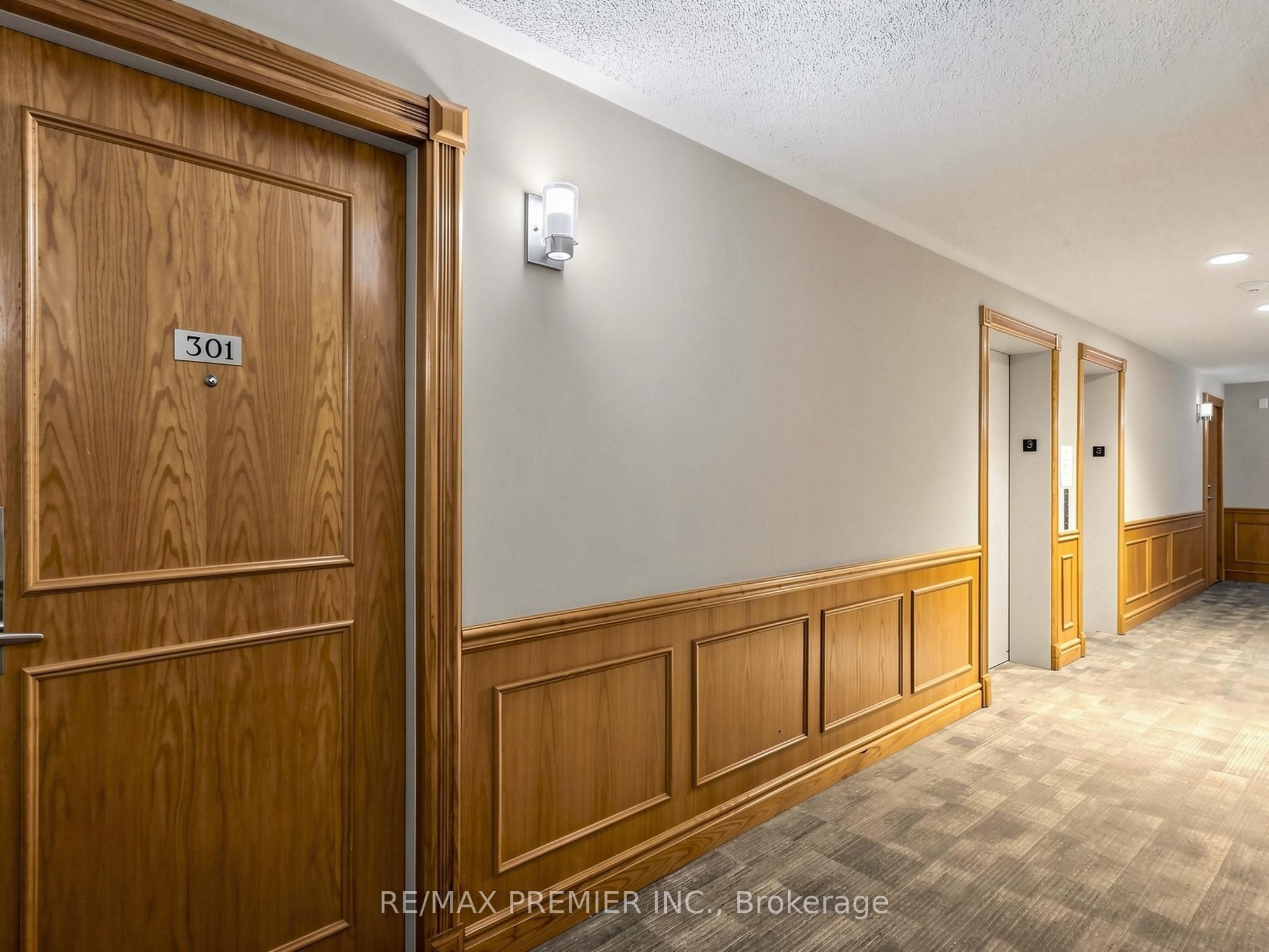30 Anglesey Boulevard #301 Property Photo 32