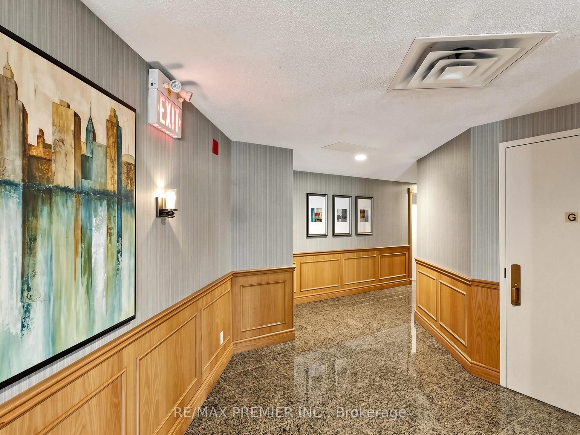 30 Anglesey Boulevard #301 Property Photo 33