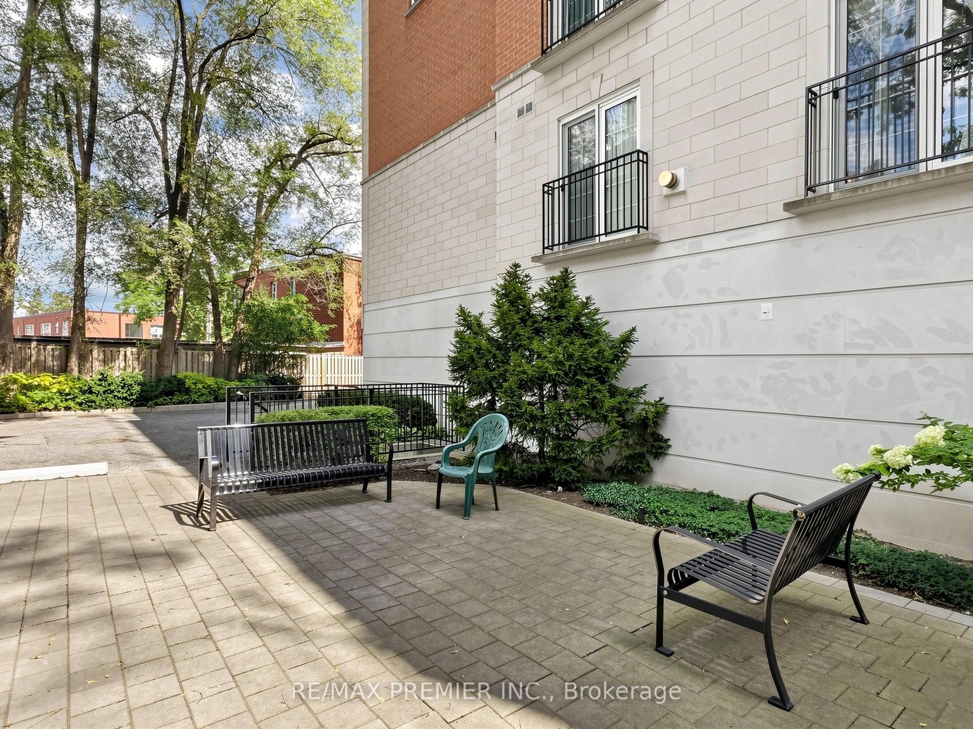 30 Anglesey Boulevard #301 Property Photo 34