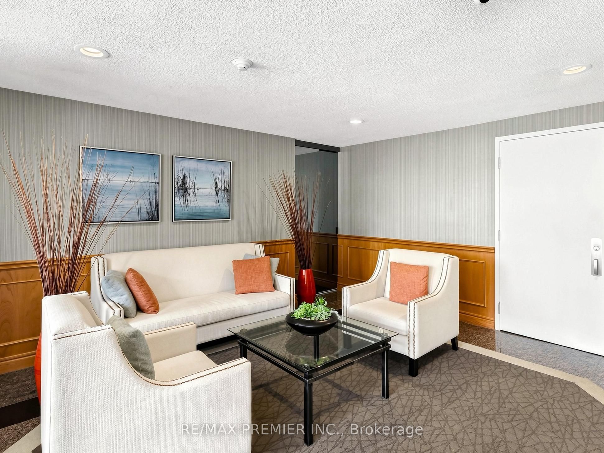 30 Anglesey Boulevard #301 Property Photo 39