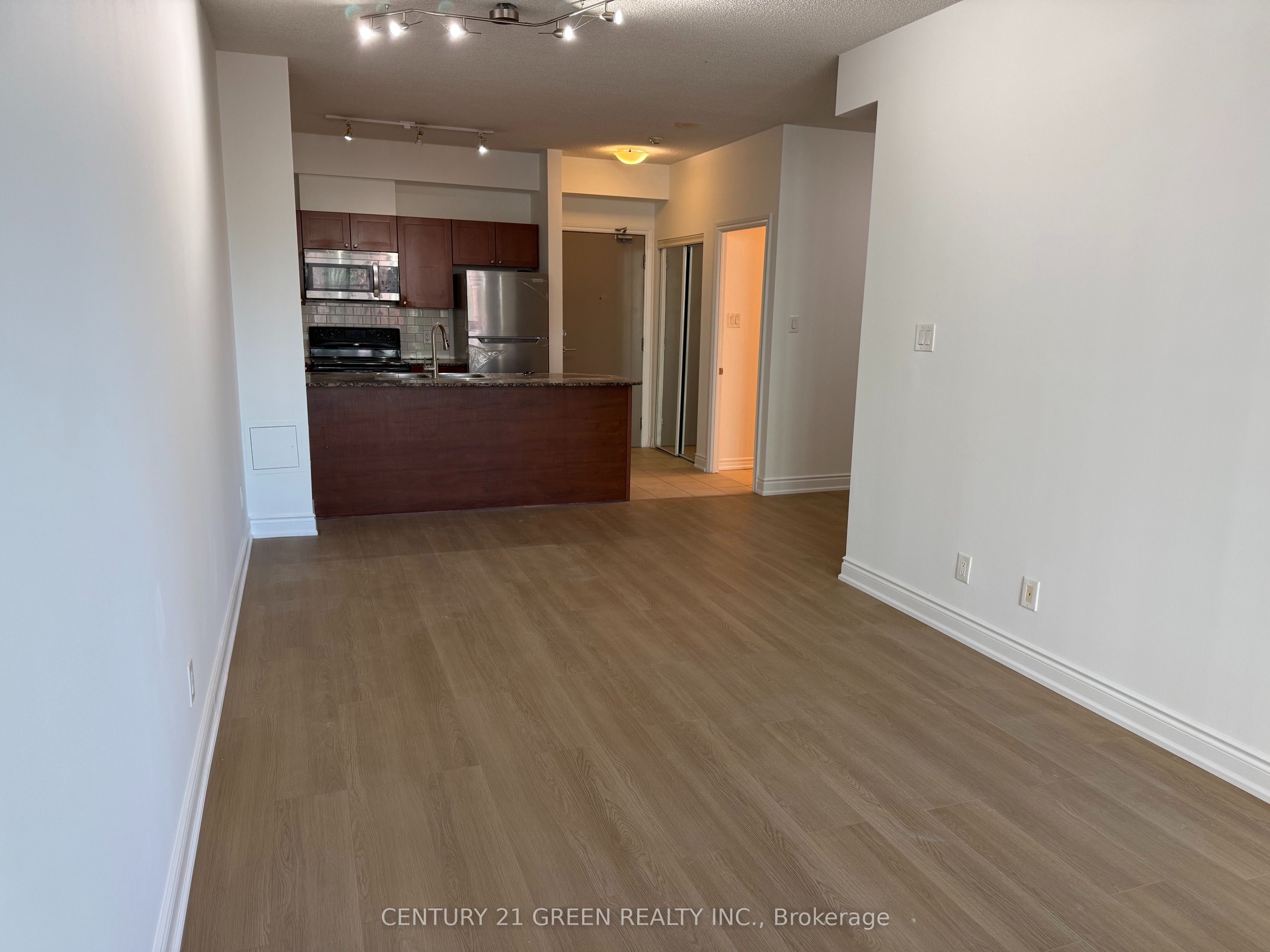 3525 Kariya Drive 507 Property Photo 5